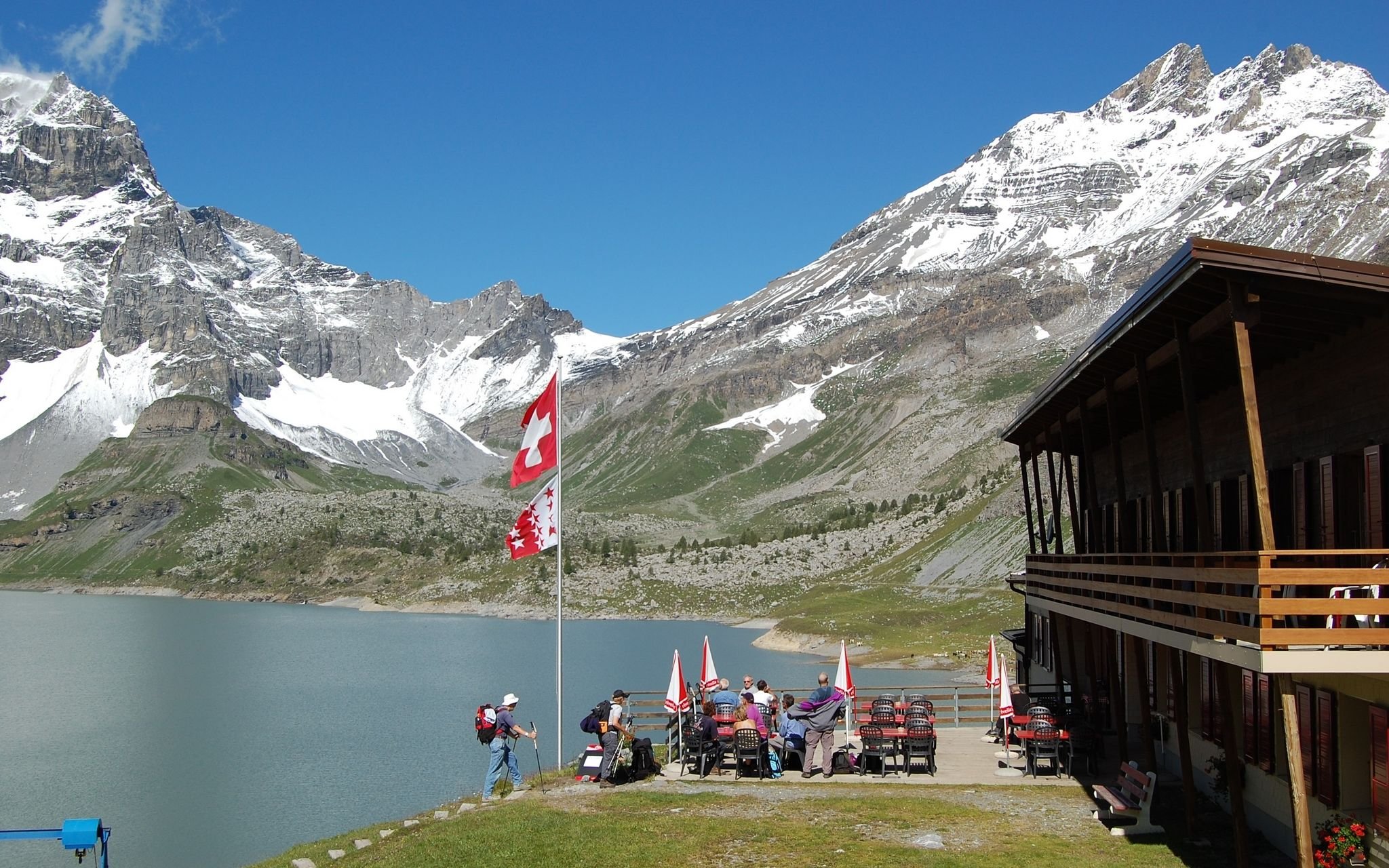 Auberge de Salanfe – Mountain Inn &amp; Hiking Base Guide