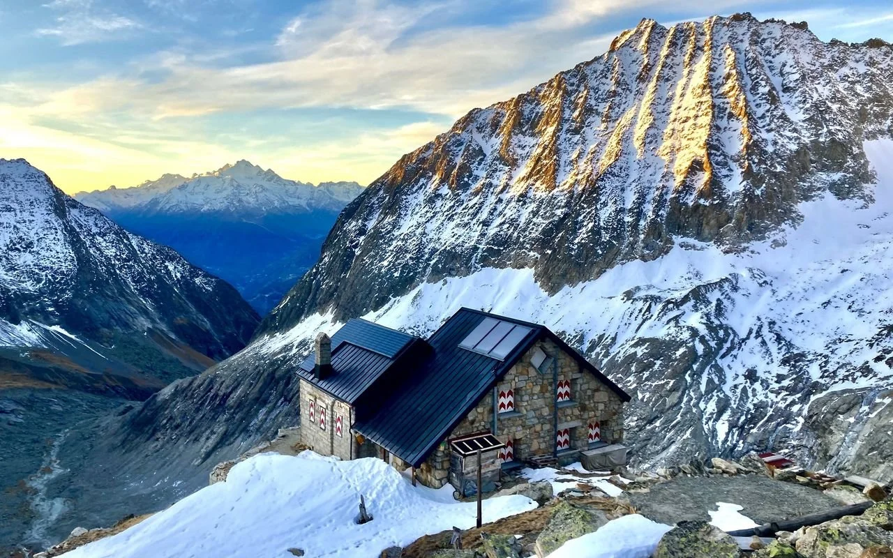Bietschhornhütte AACB – Alpine Hut Guide