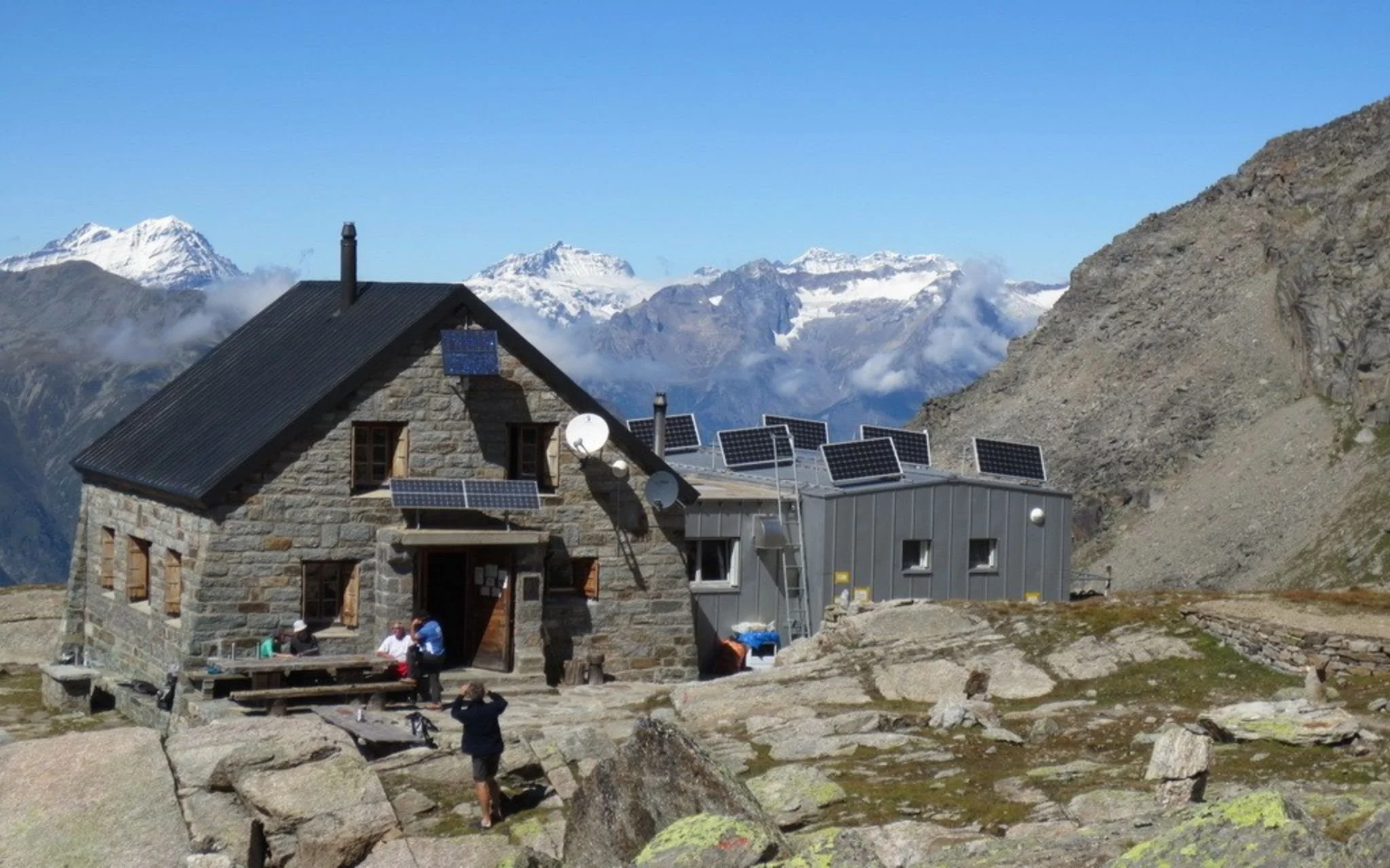 Bordierhütte SAC – Alpine Hut Guide