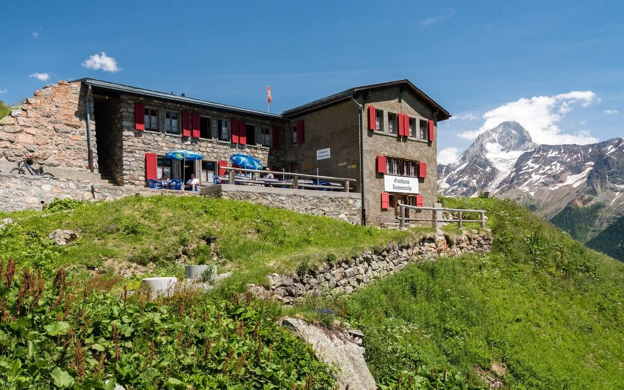 Lötschenpasshütte – Alpine Pass Hut &amp; Historic Crossing Base