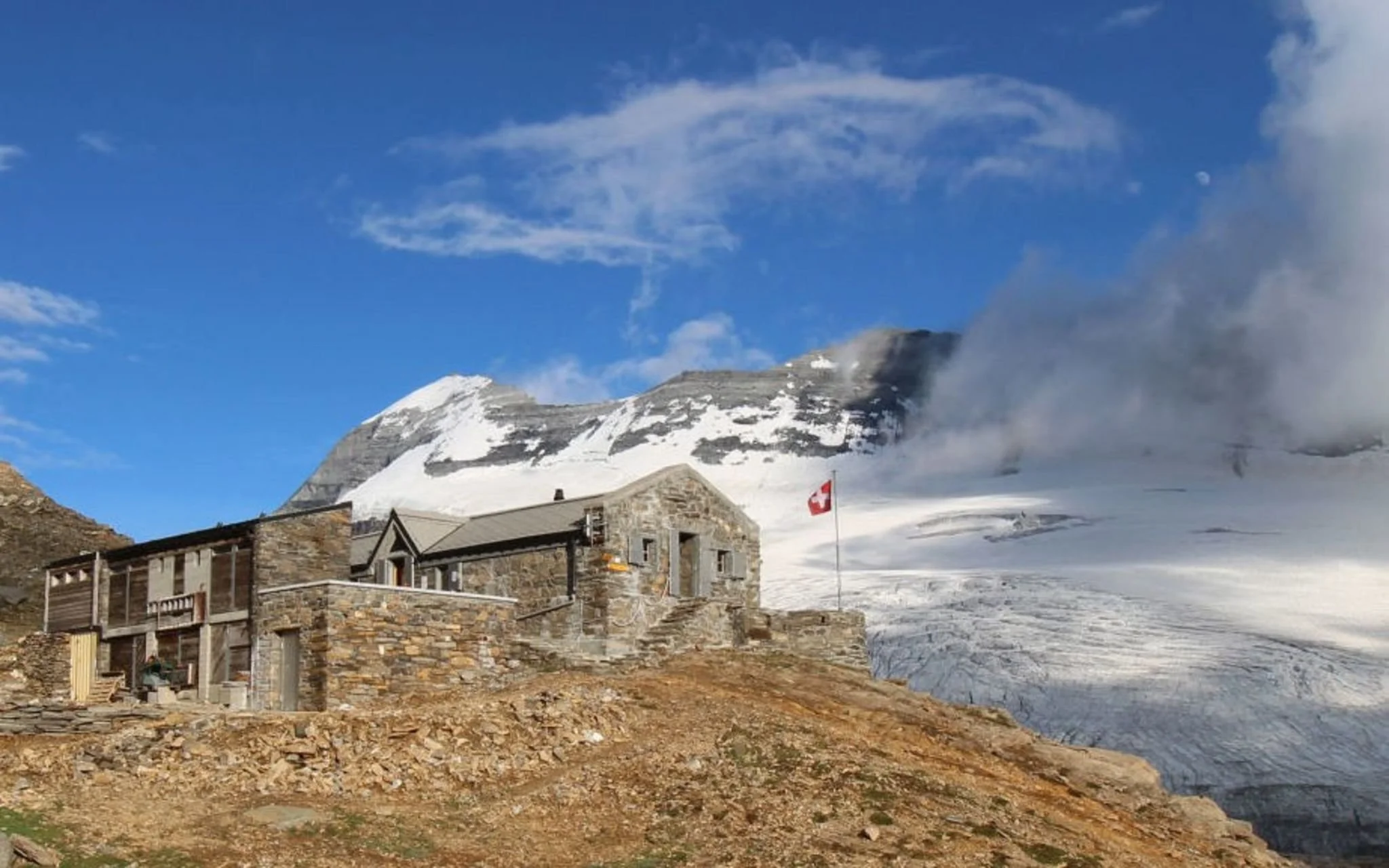 Monte-Leone-Hütte SAC – Alpine Hut &amp; Monte Leone Summit Base