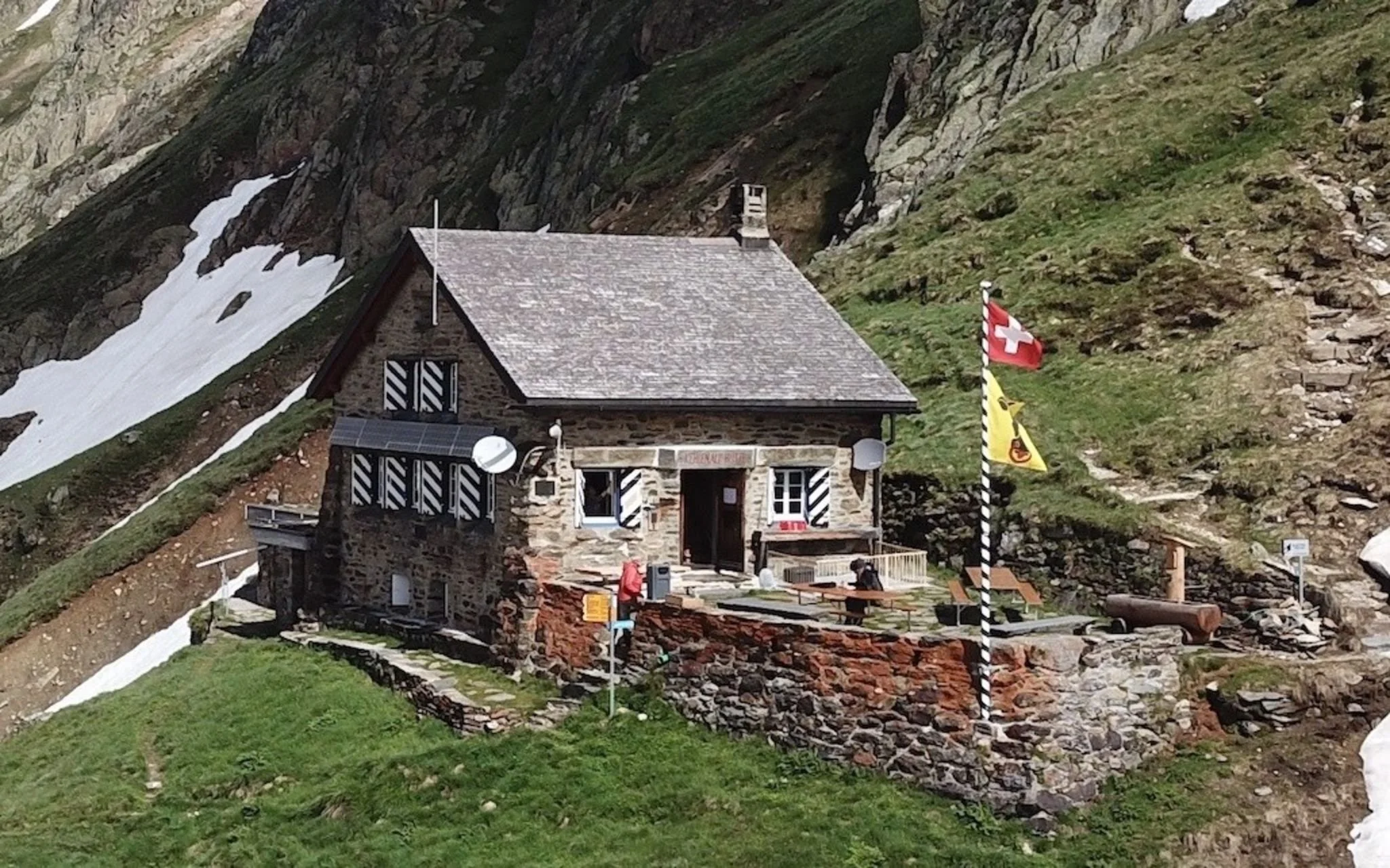 Chelenalphütte SAC – Alpine Hut &amp; Göscheneralp Glacier Base