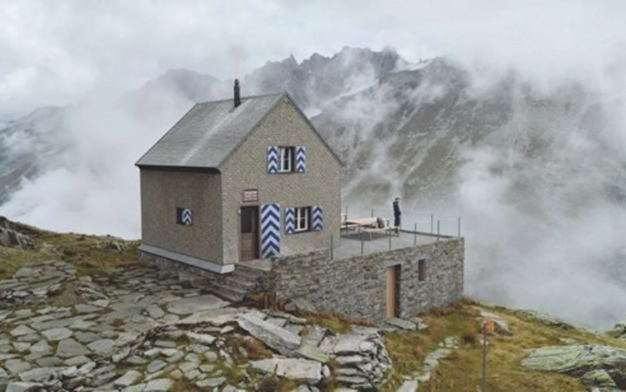 Dammahütte SAC – High-Alpine Hut &amp; Dammastock Summit Base
