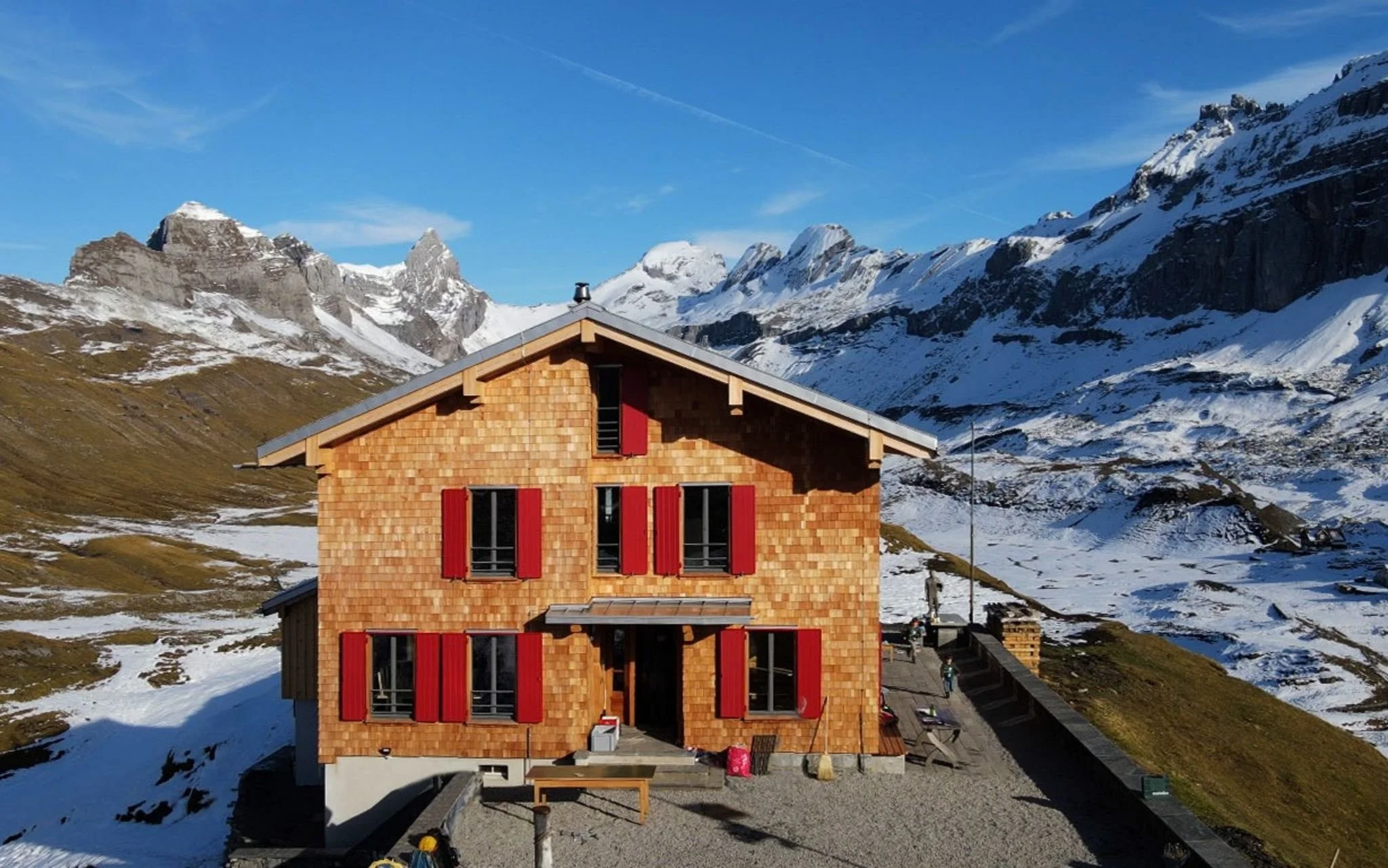 Glattalphütte SAC – Alpine Hut &amp; Karst Plateau Base