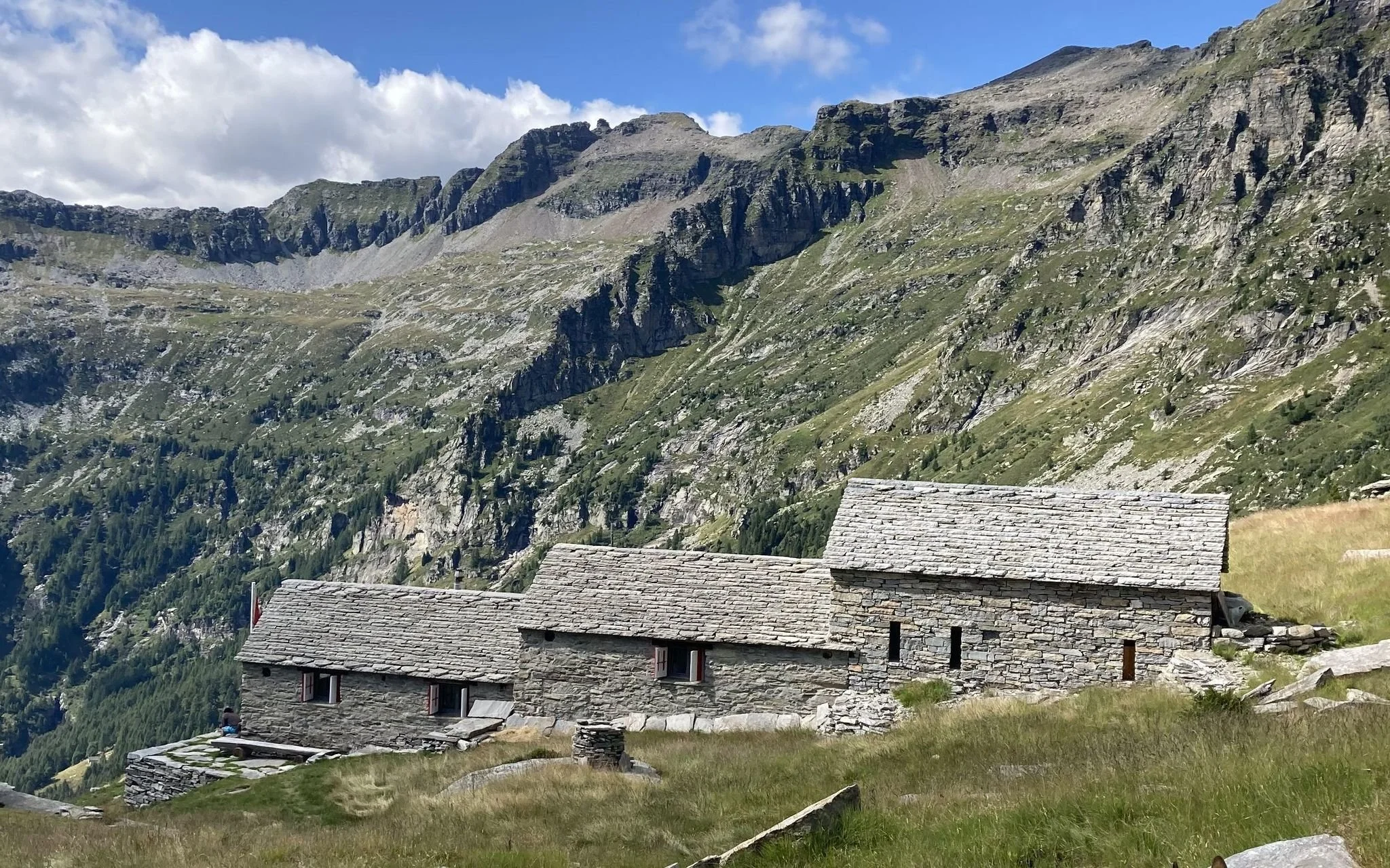 Capanna Efra – Remote Alpine Hut &amp; Val Calanca Hiking Base
