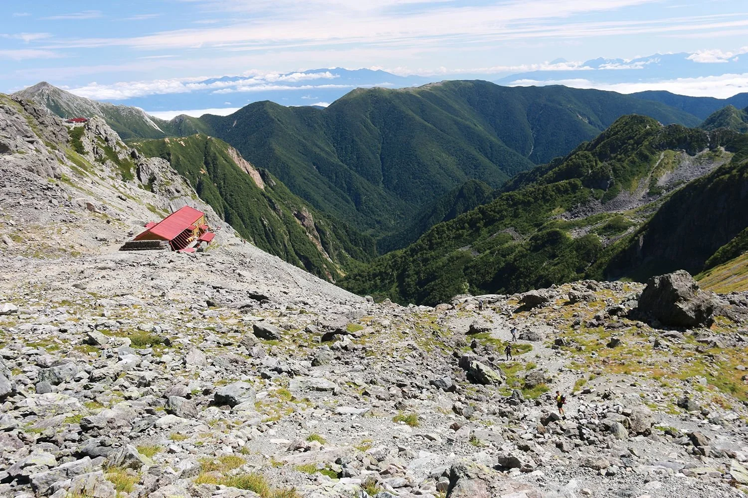 Sesshō Hyutte (殺生ヒュッテ)