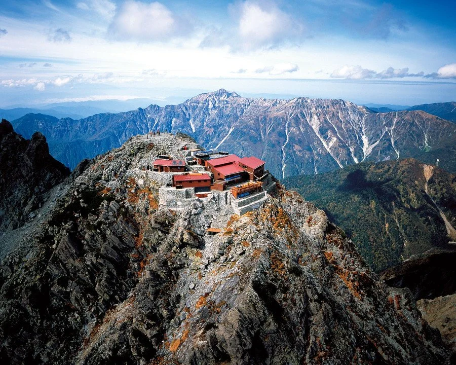 Kita-hotaka-koya (北穂高小屋)