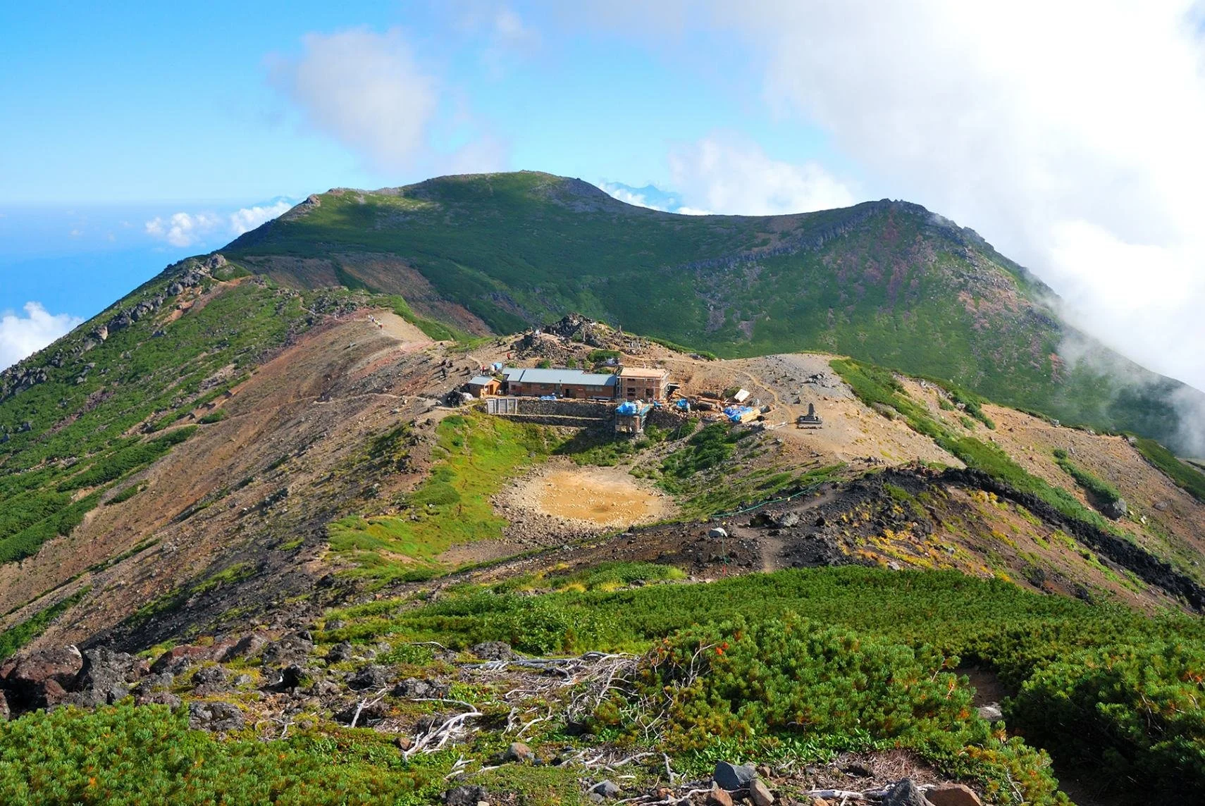 Gonoike-goya (五の池小屋)