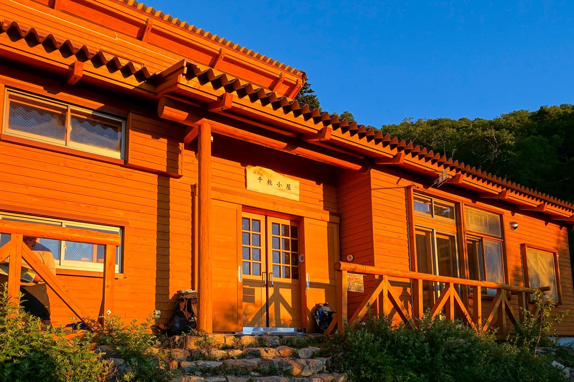 Senmai-goya (千枚小屋)