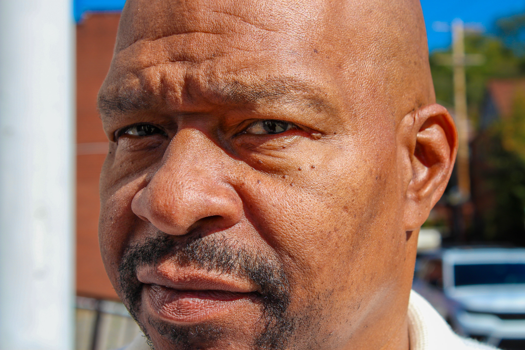 `DAD CLOSE.png