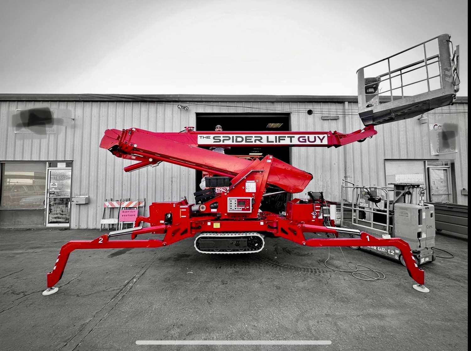 Teupen TL69A — The Spider Lift Guy