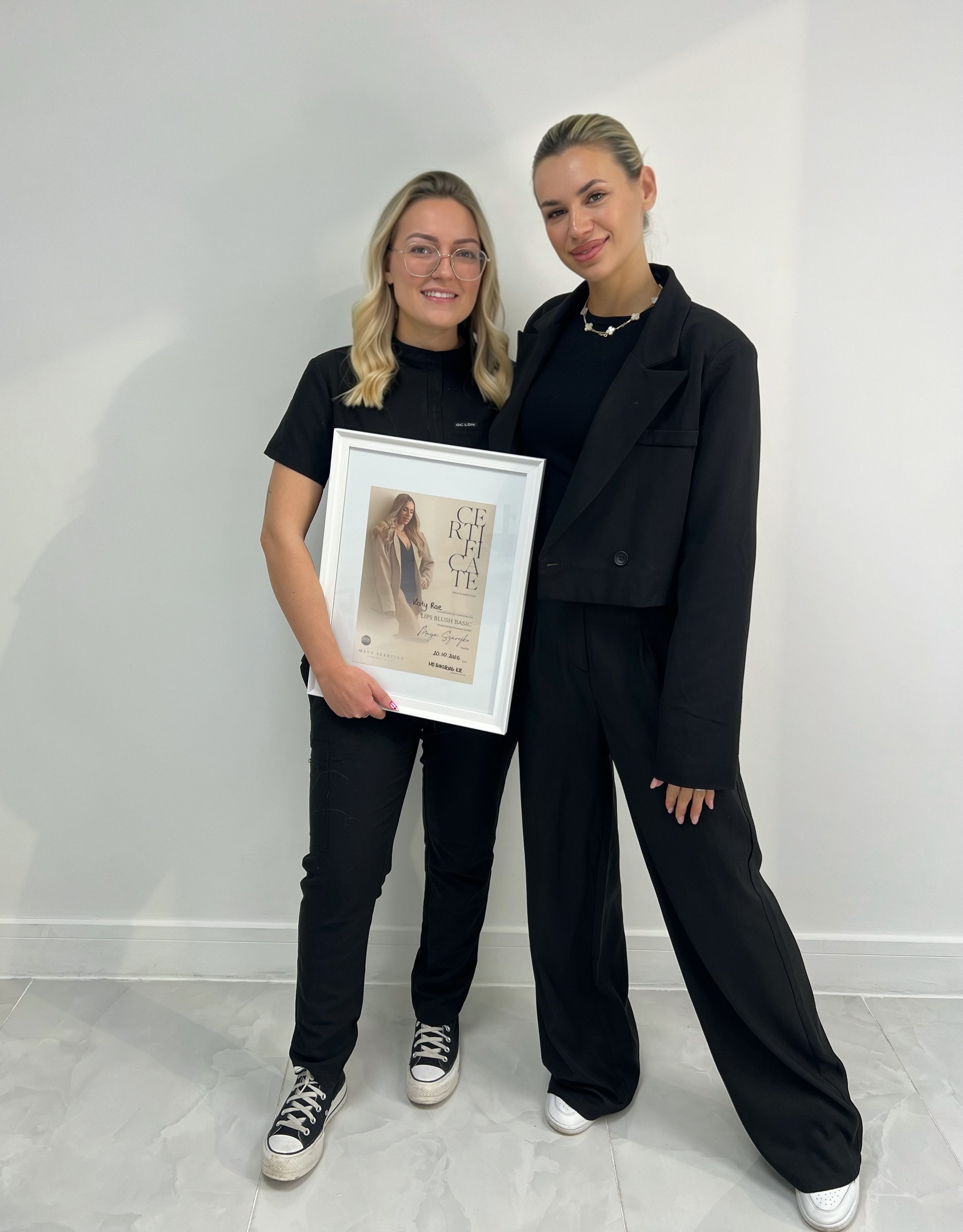 Well done to my amazing student Katy 🤎 Congratulations on completing your Lip Blush Training! 💋🎓

I&rsquo;m so proud of your progress and can&rsquo;t wait to see you grow, develop your skills and create beautiful results for your clients 🫶🏼

Tha