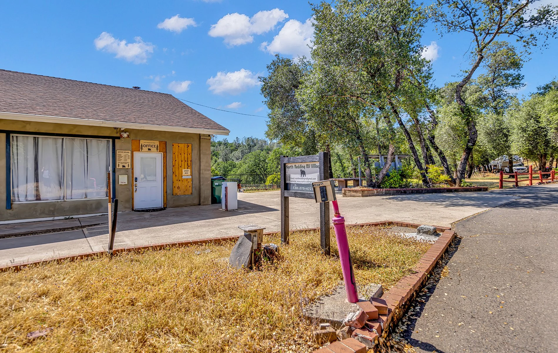 14216 Bear Mountain Rd - Redding 003.jpg