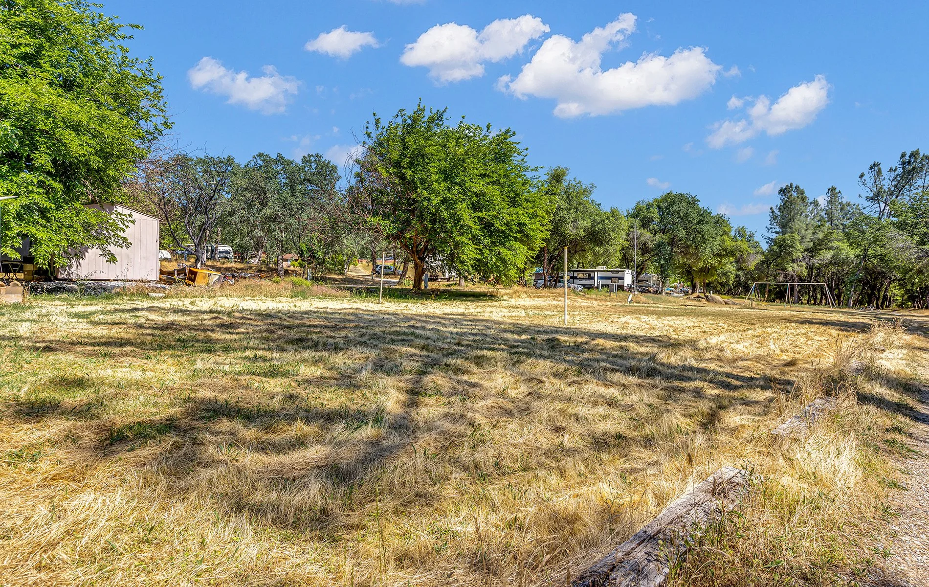 14216 Bear Mountain Rd - Redding 025.jpg