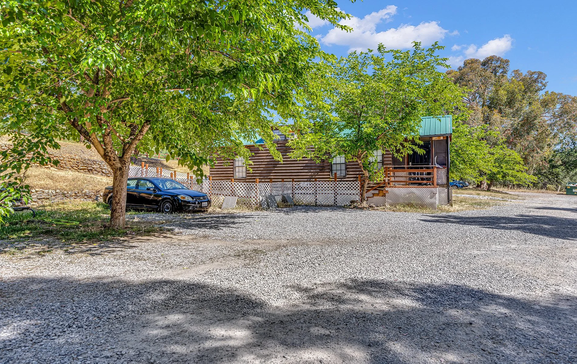 14216 Bear Mountain Rd - Redding 015.jpg