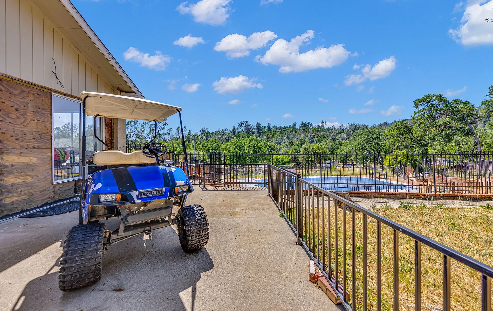 14216 Bear Mountain Rd - Redding 005.jpg