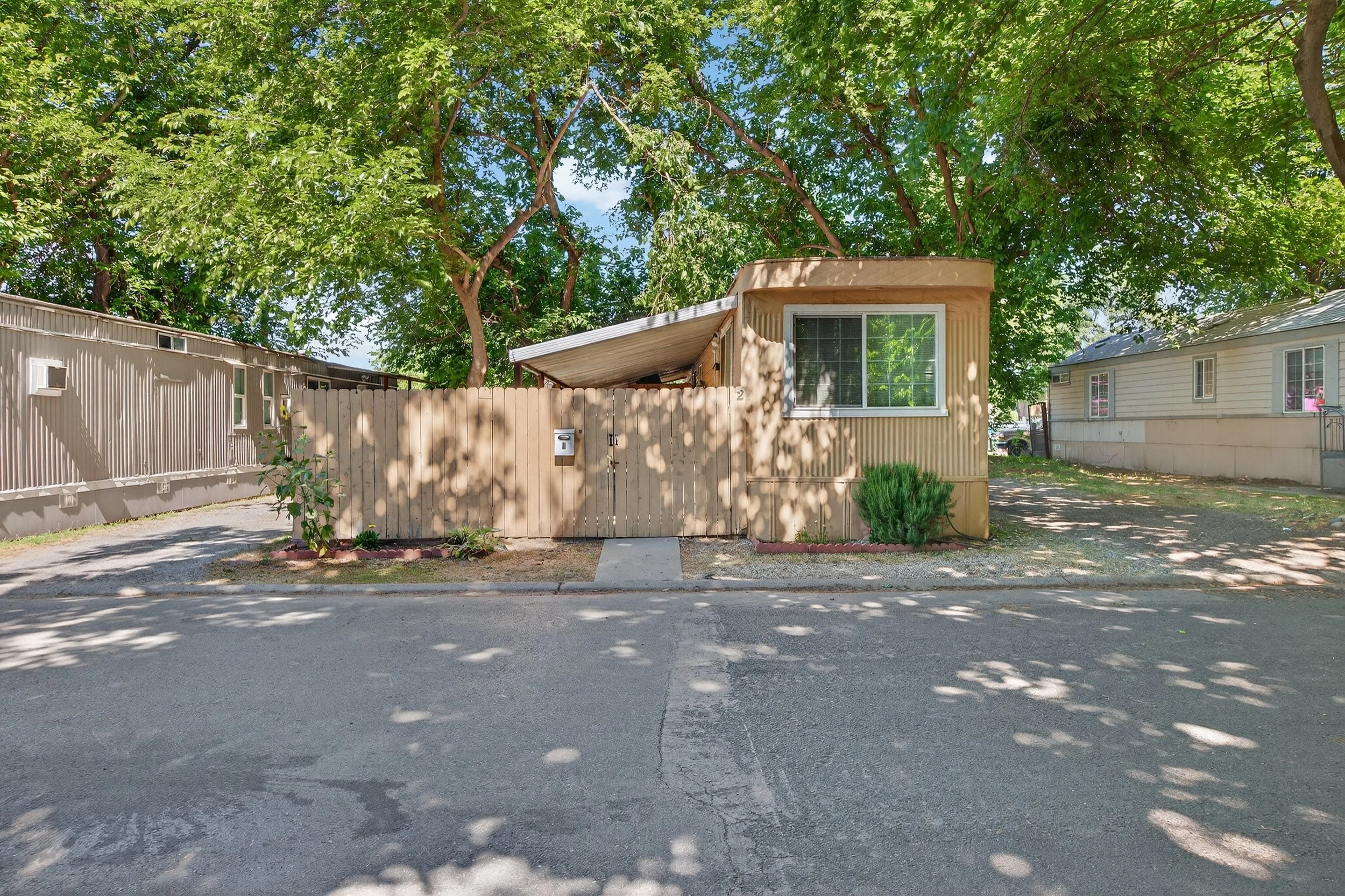 Red Bluff RV & MH Village - 26.jpg