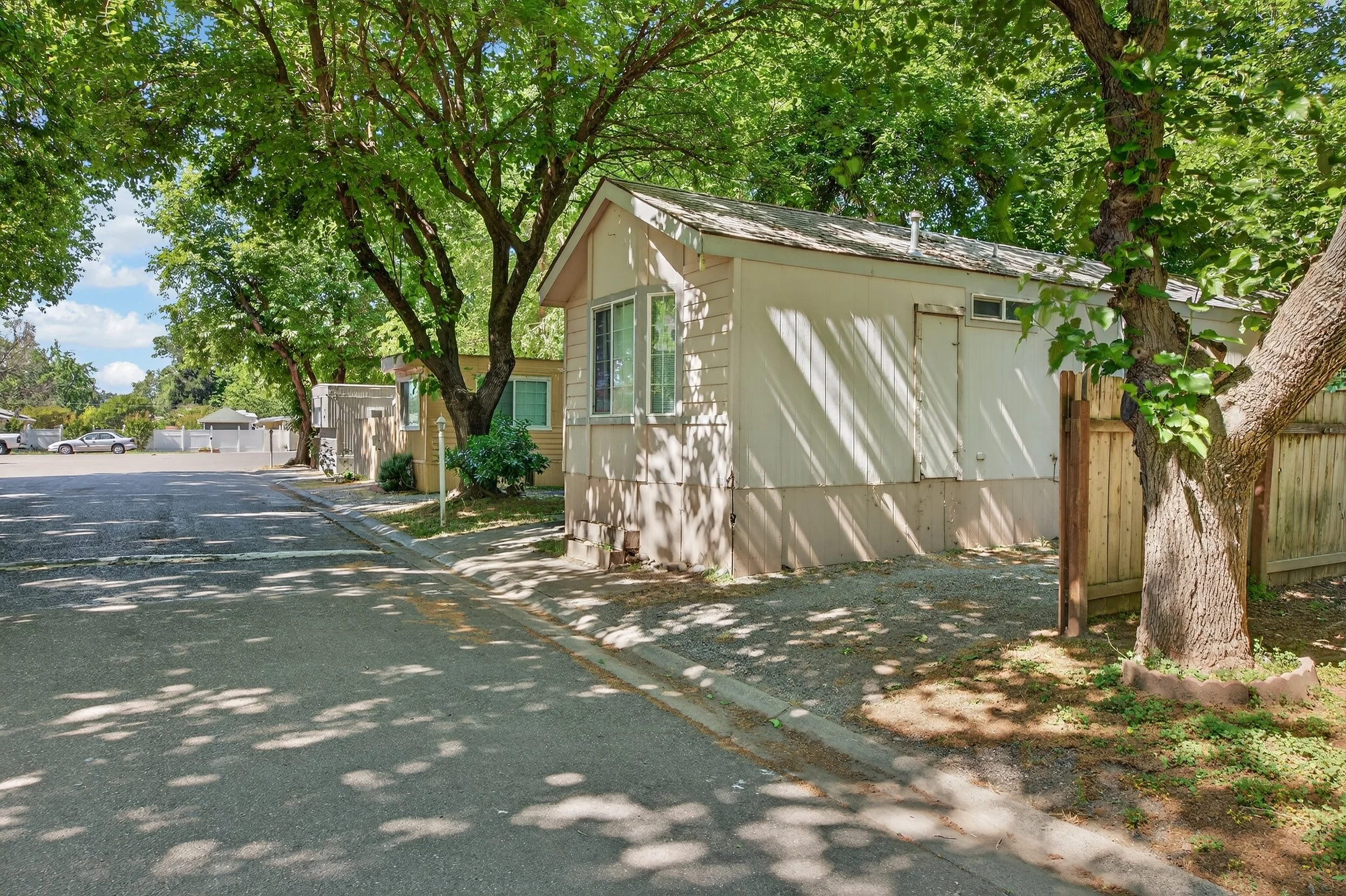 Red Bluff RV & MH Village - 24.jpg