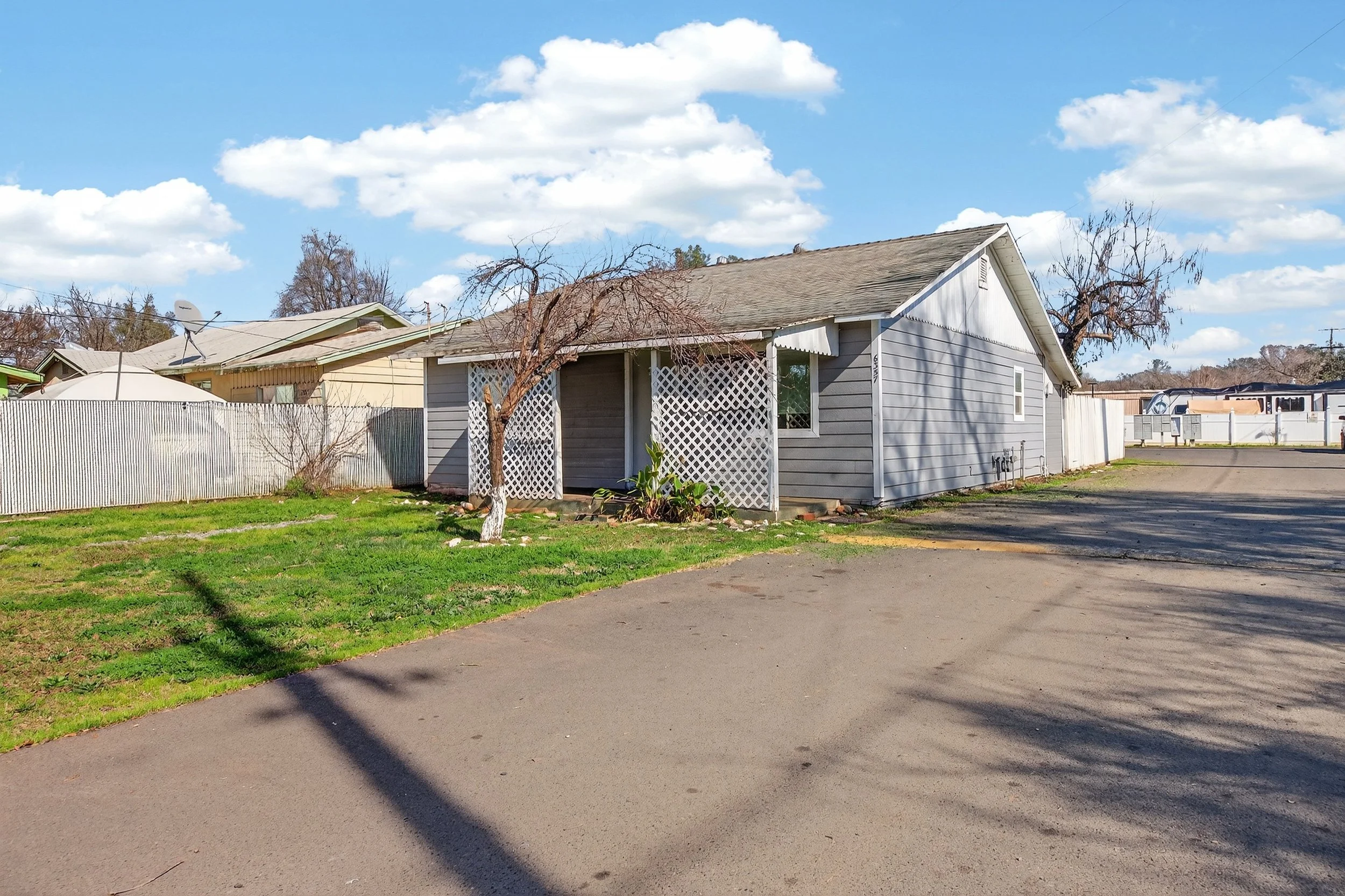 Oaks MHP - 6355 Lincoln Blvd, Oroville - 2.jpg