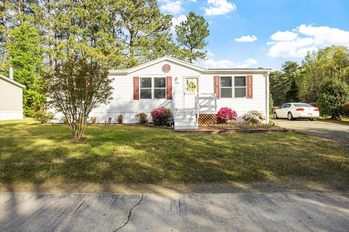 15-1696 birch Dr [2946934]_07.jpg