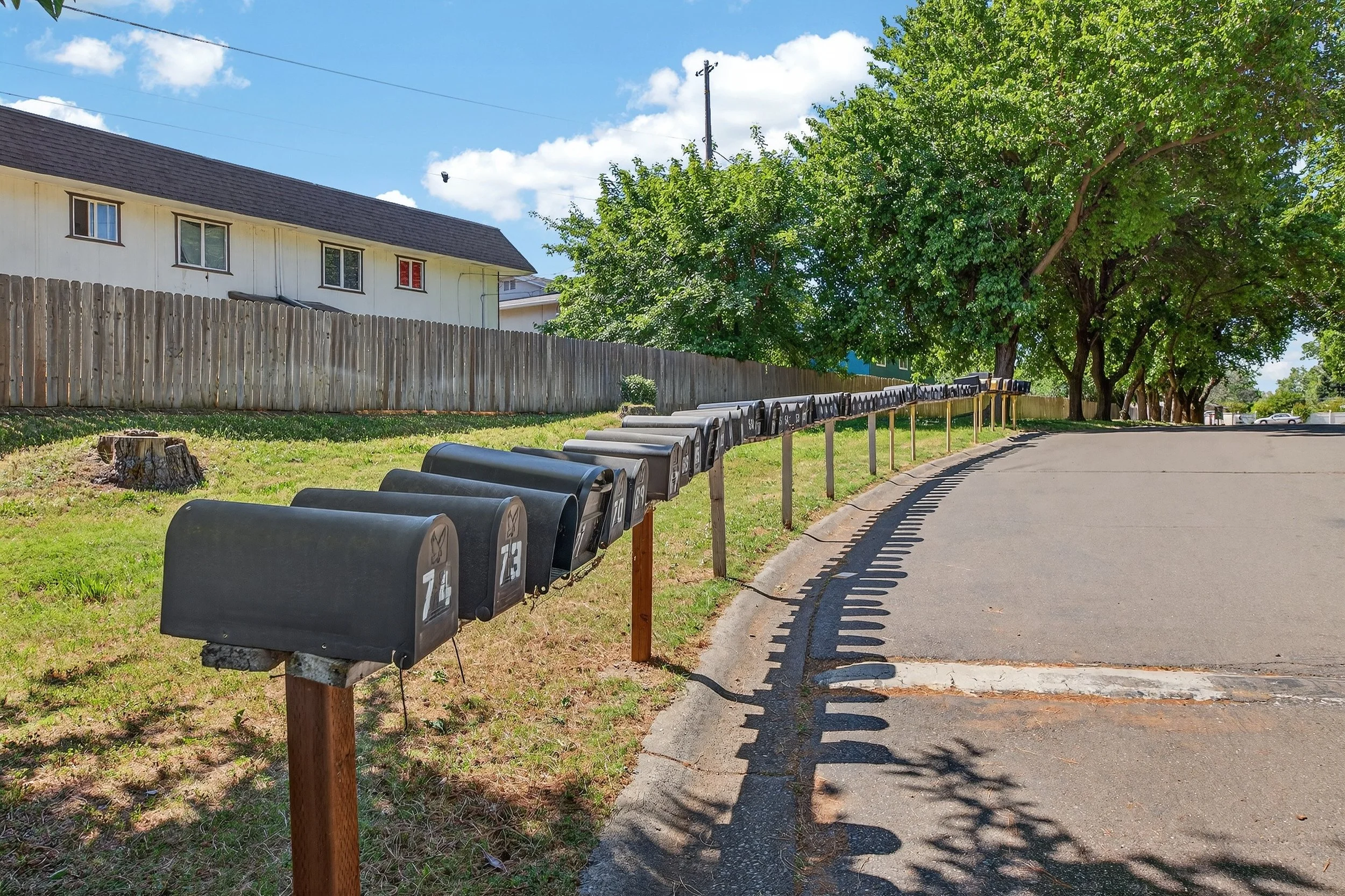 Red Bluff RV & MH Village - 20.jpg