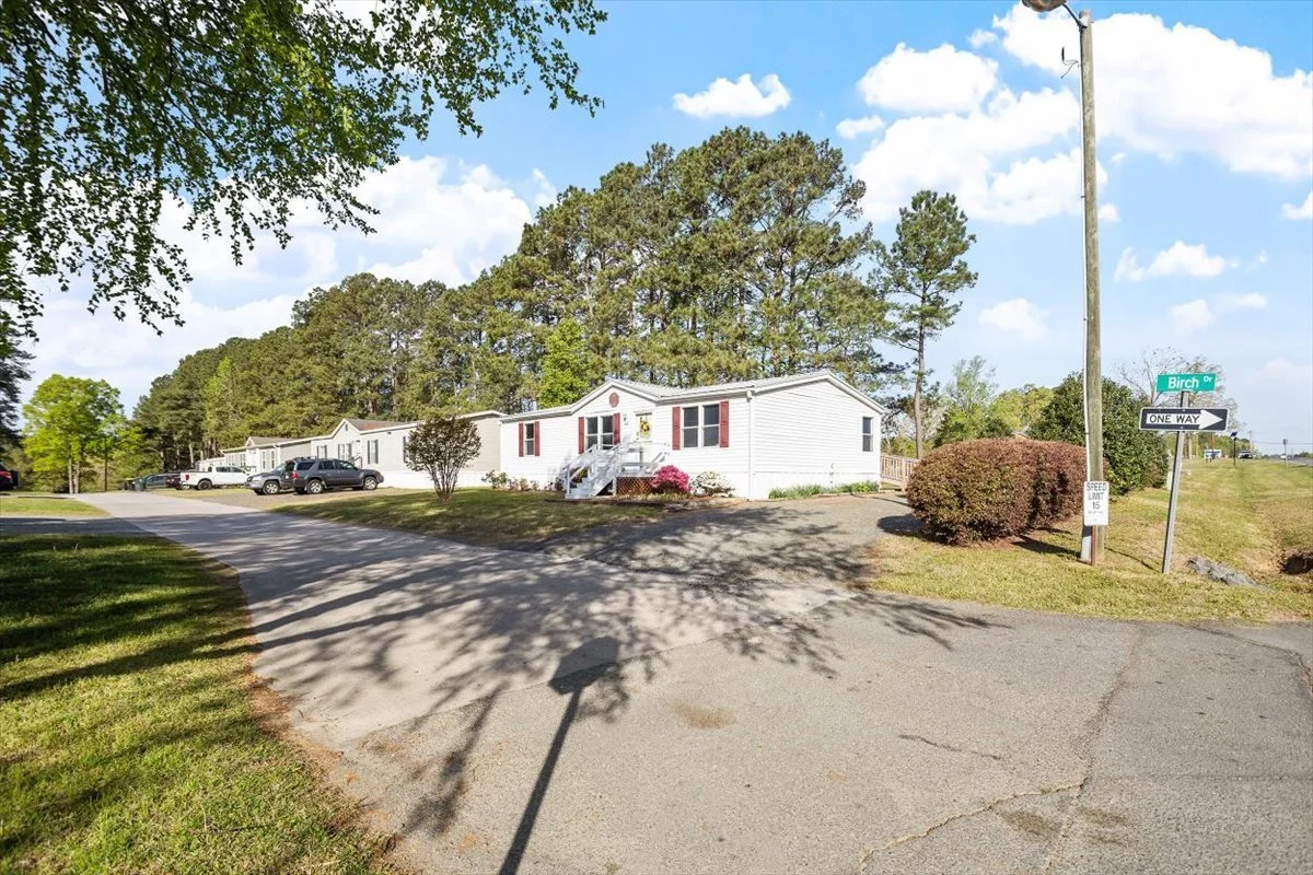 24-1696 birch Dr [2946934]_16.jpg