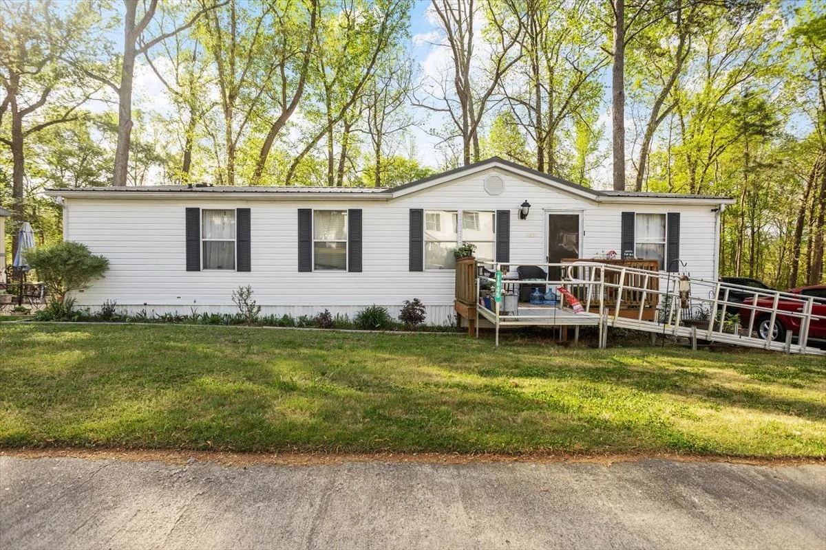 25-1696 birch Dr [2946934]_17.jpg