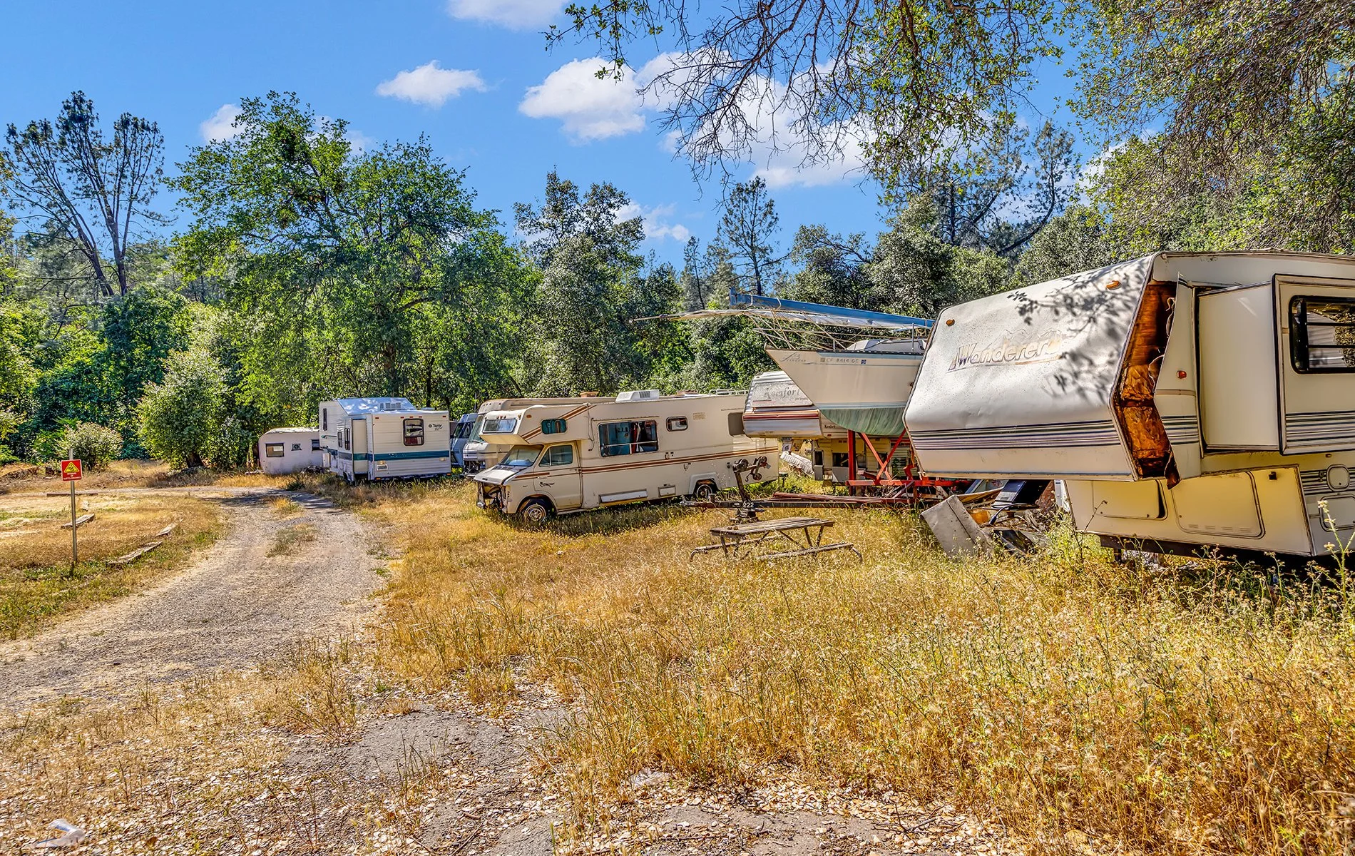 14216 Bear Mountain Rd - Redding 028.jpg