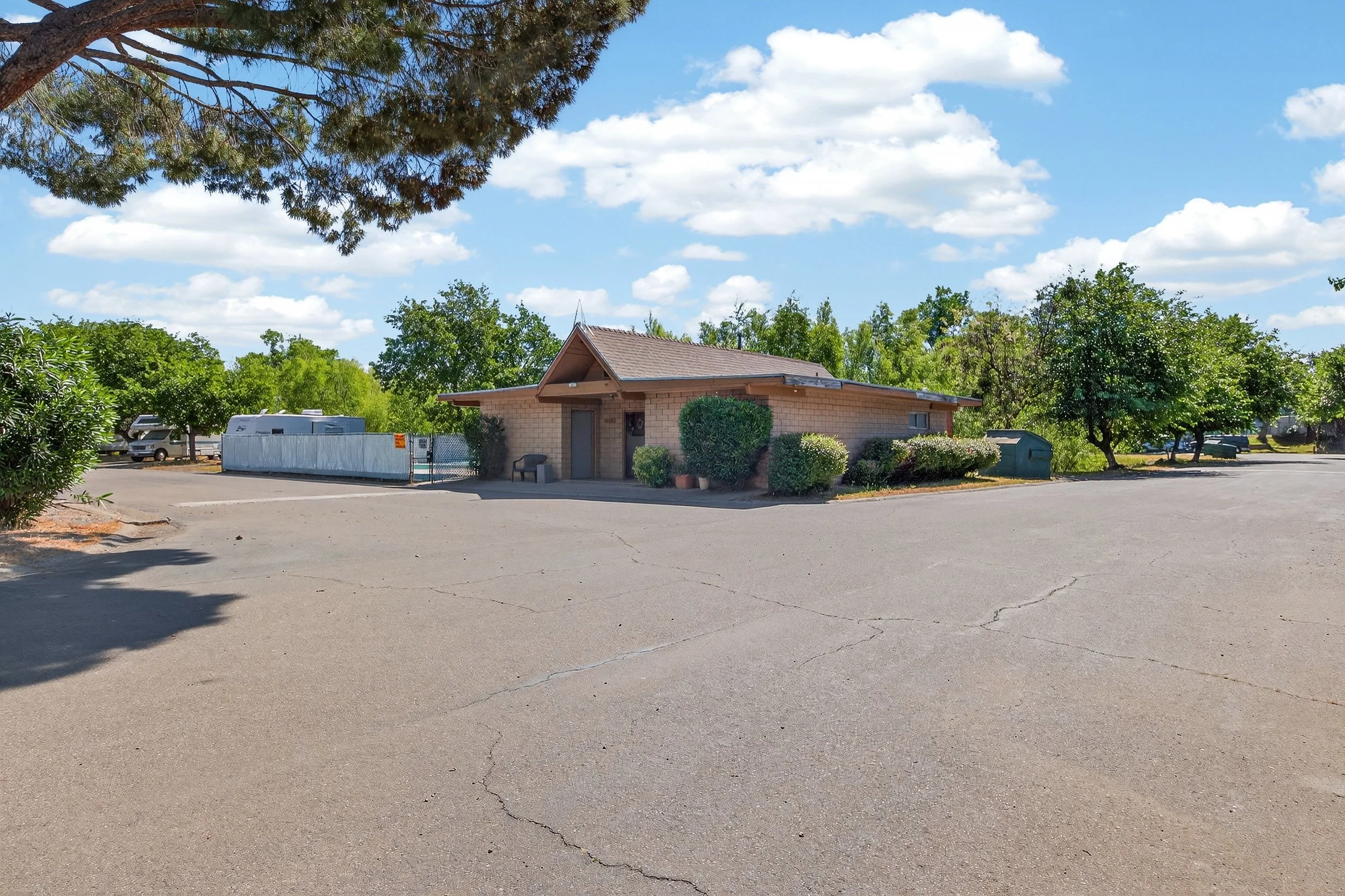 Red Bluff RV & MH Village - 4.jpg