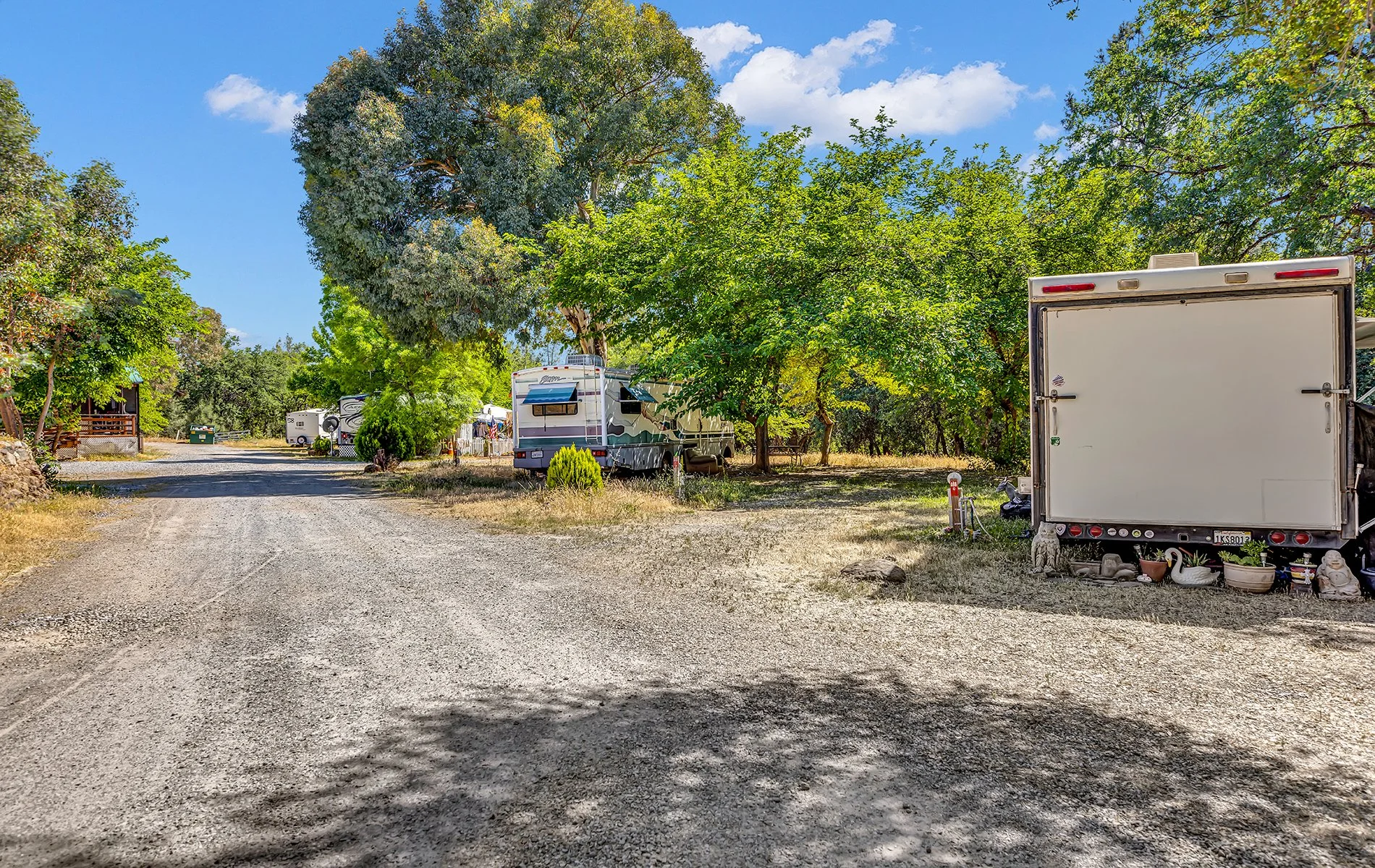 14216 Bear Mountain Rd - Redding 014.jpg