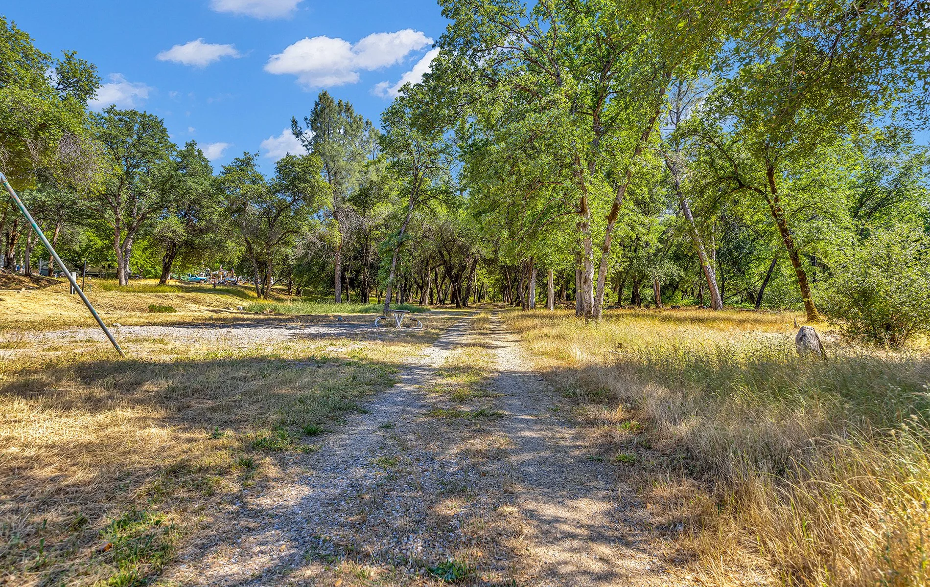 14216 Bear Mountain Rd - Redding 022.jpg