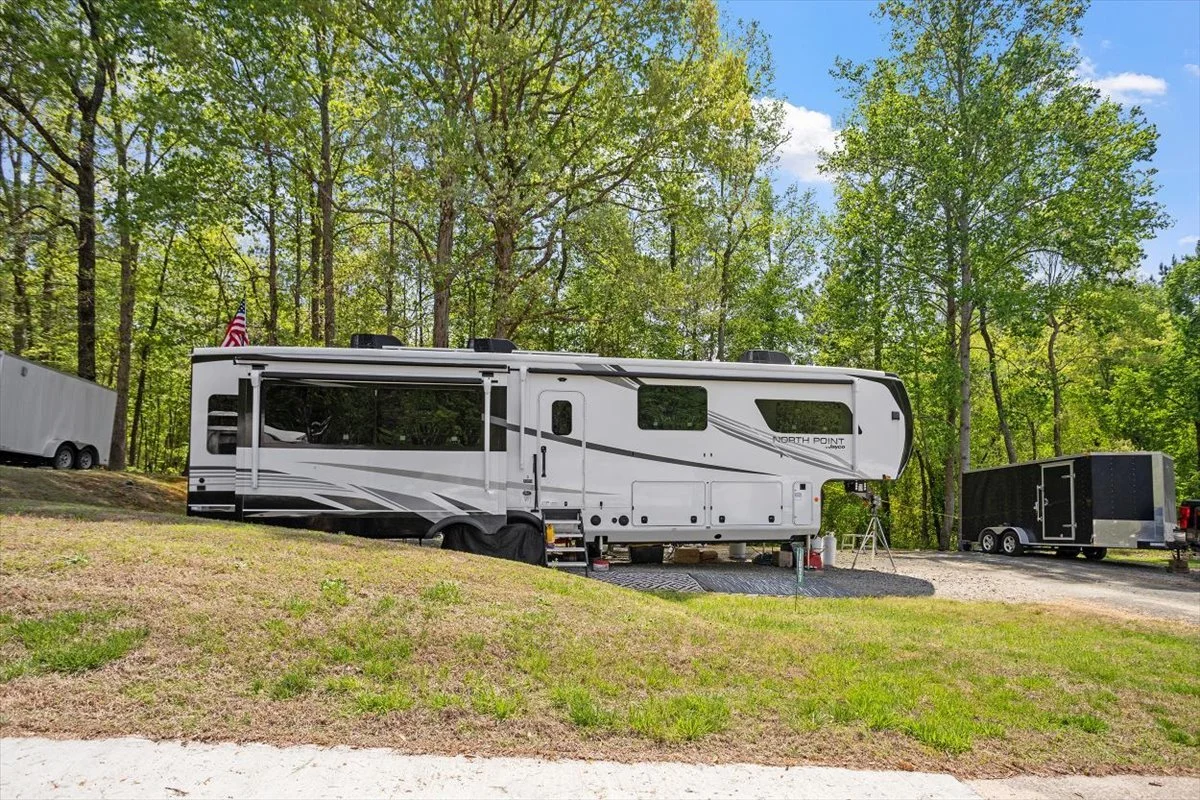05-1696 birch Dr [2946934]2_05.jpg