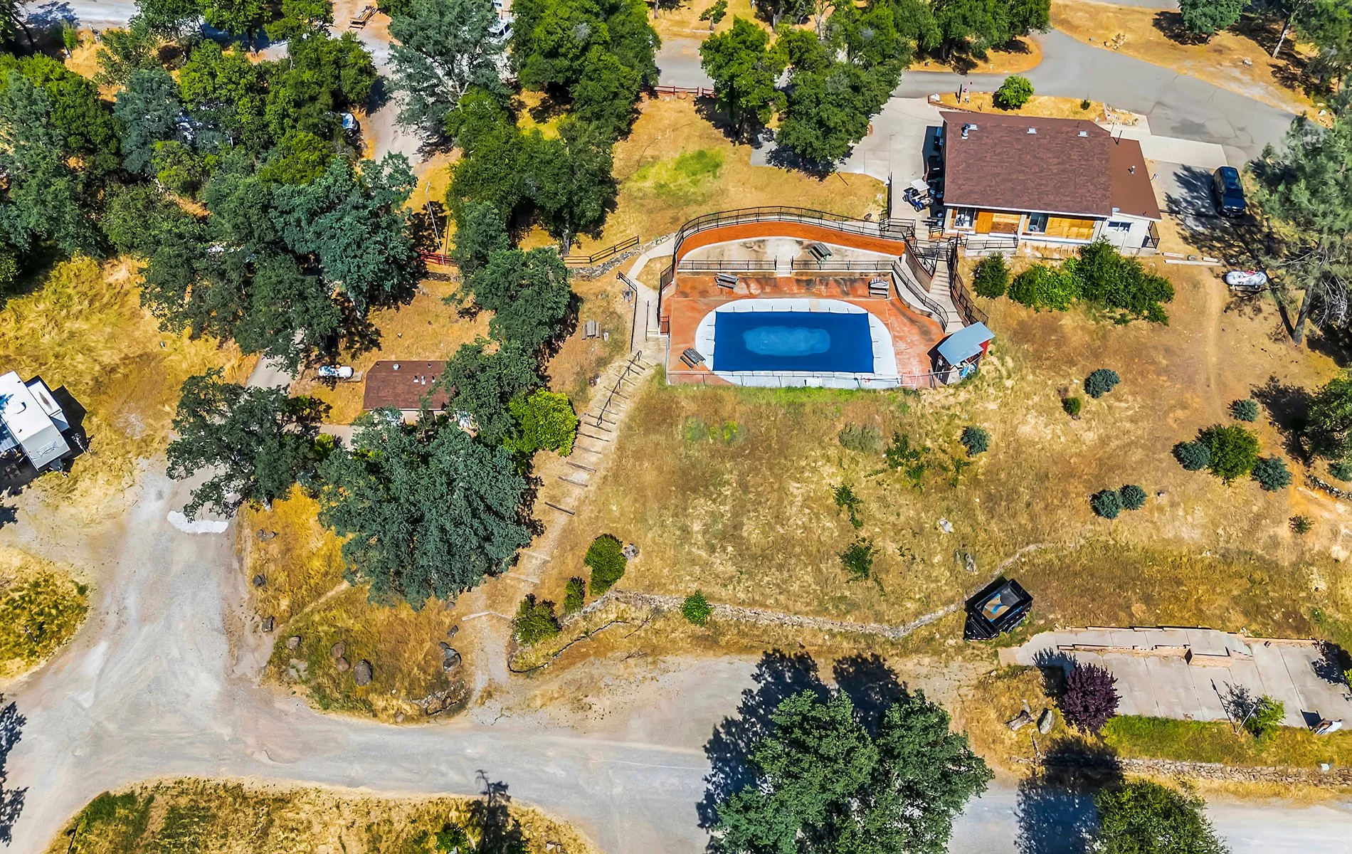 14216 Bear Mountain Rd - Redding 044.jpg