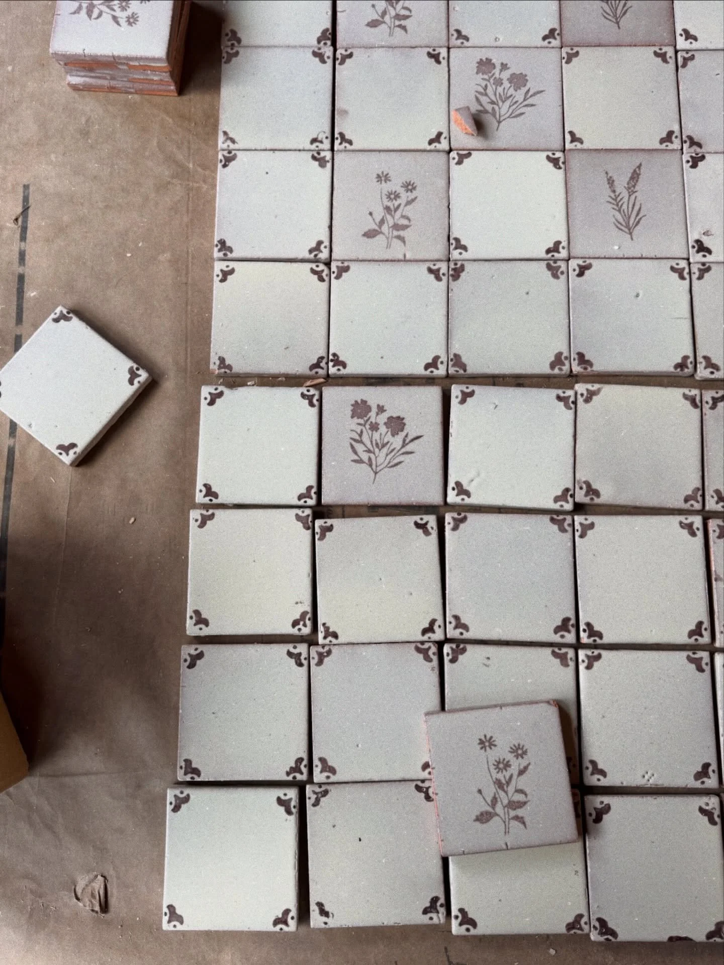 Our favorite tile, maybe ever. 

Antiqued Hacienda-style tiles give the Casa Way lounge fireplace a timeless, always-been-here feeling.

#mareaclarkinteriors