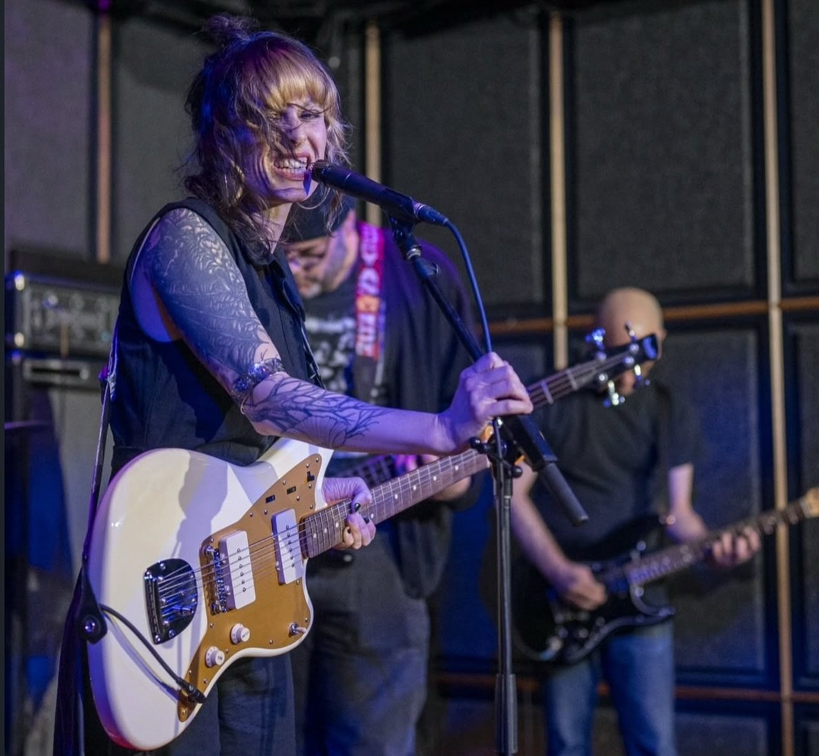 real Life vs the selfies we take fr &hellip;.. photo by @returntothepit from last months portsmouth show.

incredible show last night thank u sm to @lesothoboston we were honored to play your album release!!! thank you to @the_burning_paris and @tunn