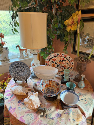 Imari China table.png