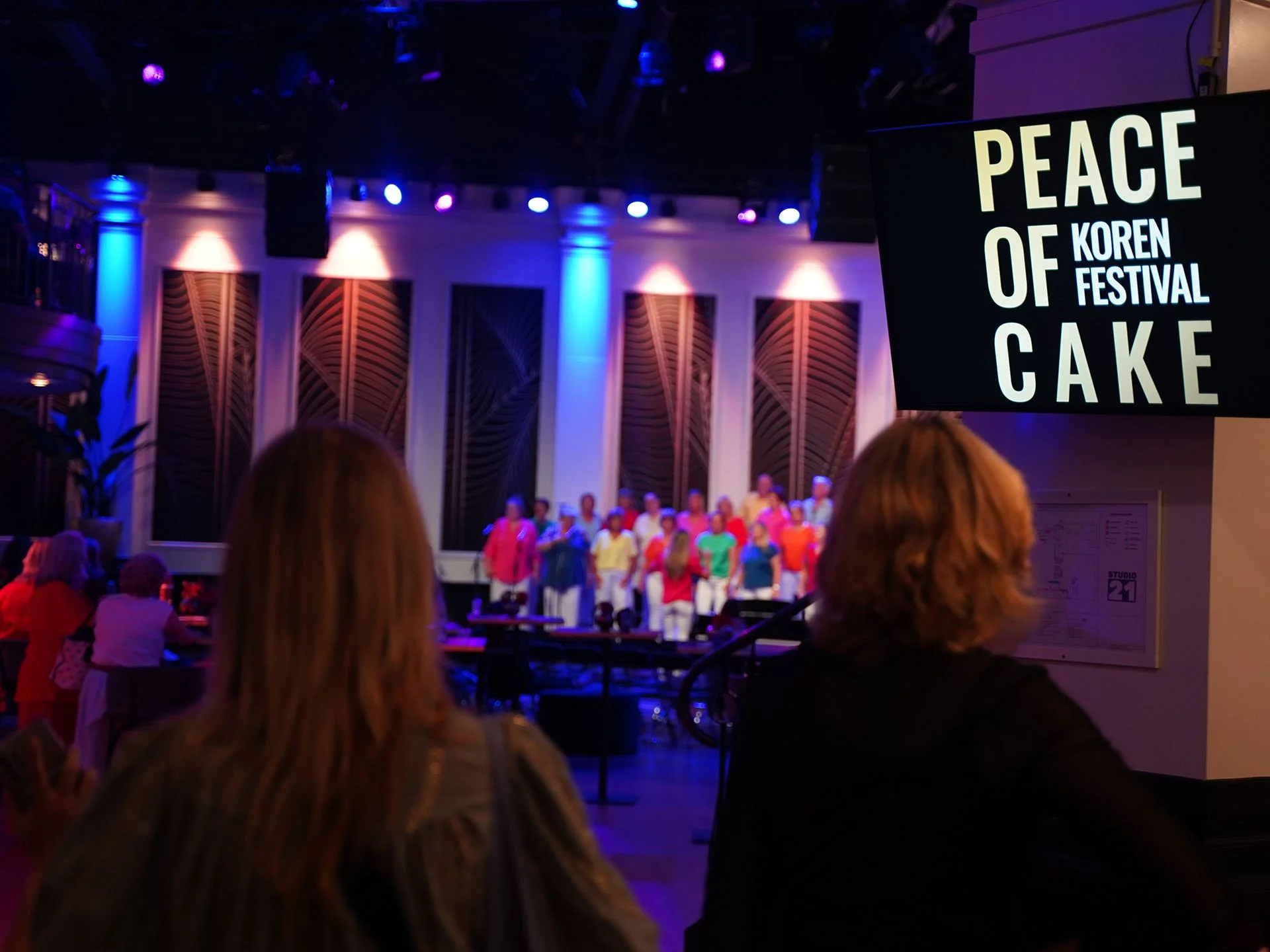 Peace of Cake_646.JPG