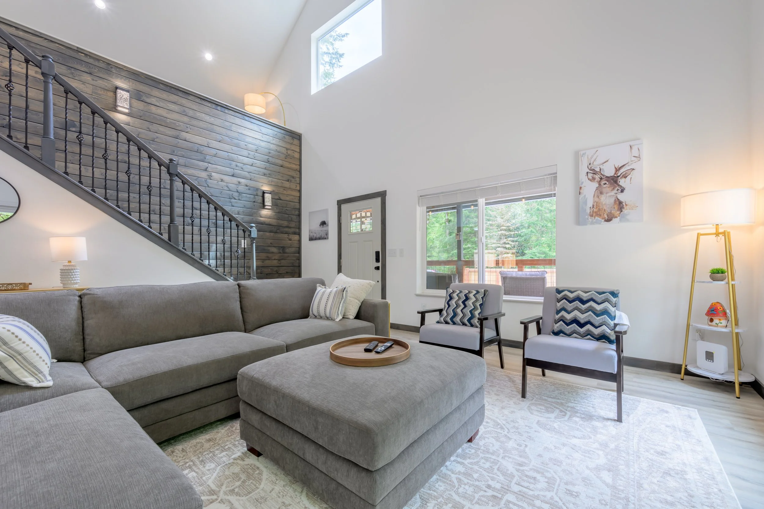 Emerald_Estates_Studio_Real_Estate_Photography-15.jpg