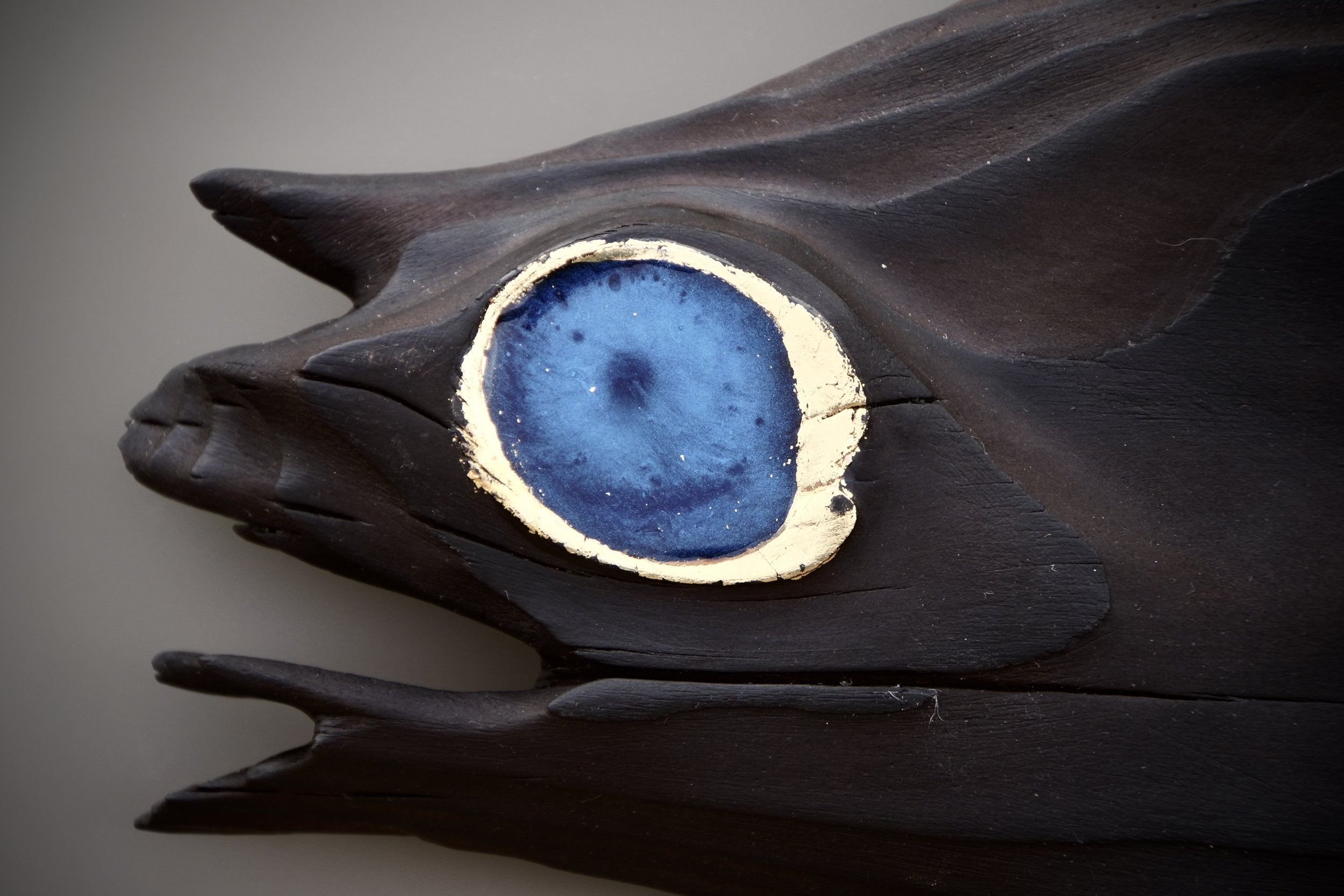 "Benthic" detail:
A naturally formed Peace sign, enhanced with 24k gold leaf