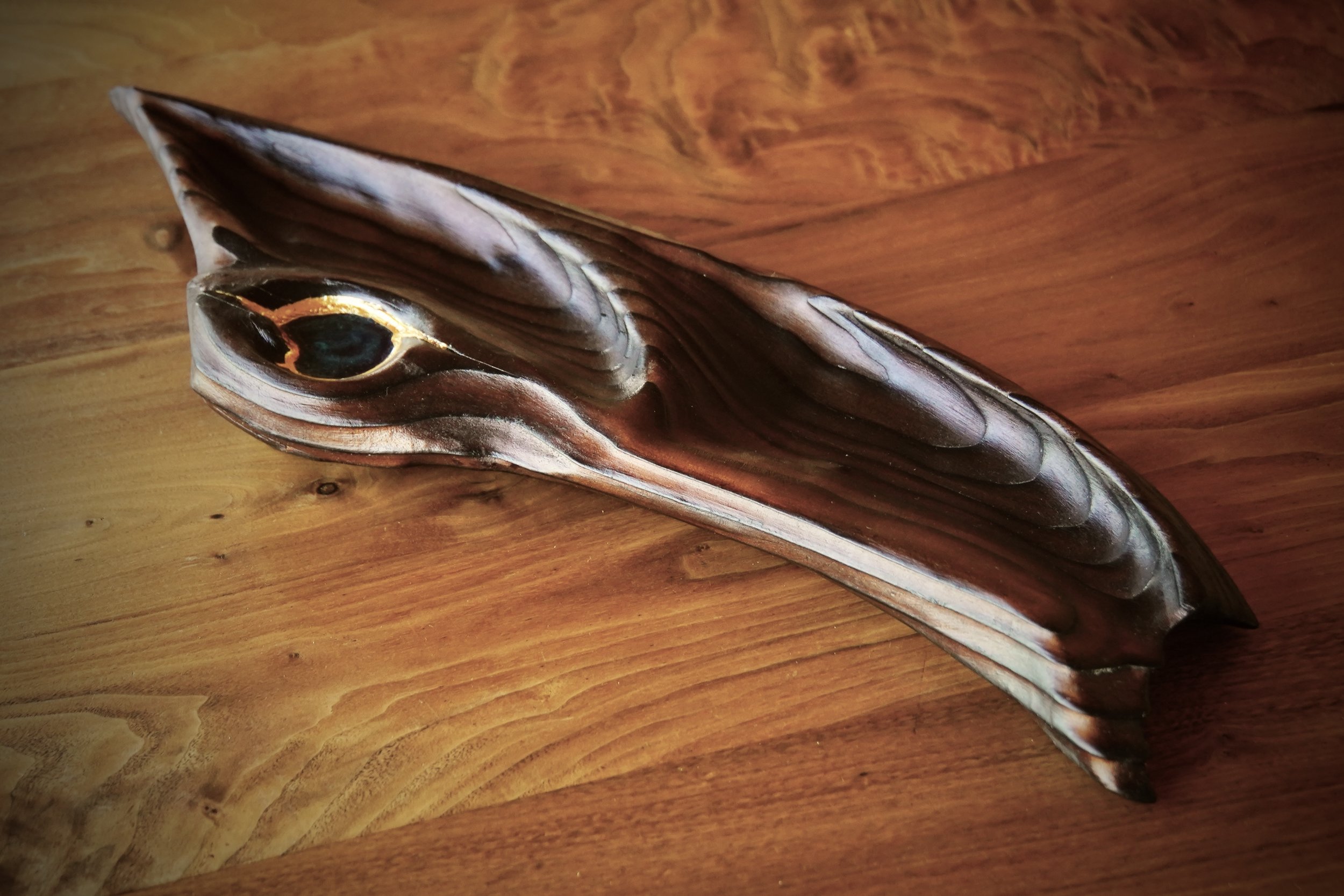 "Surf"
Pine wood, Epoxy resin, Gold Leaf
Food-Safe. NFS