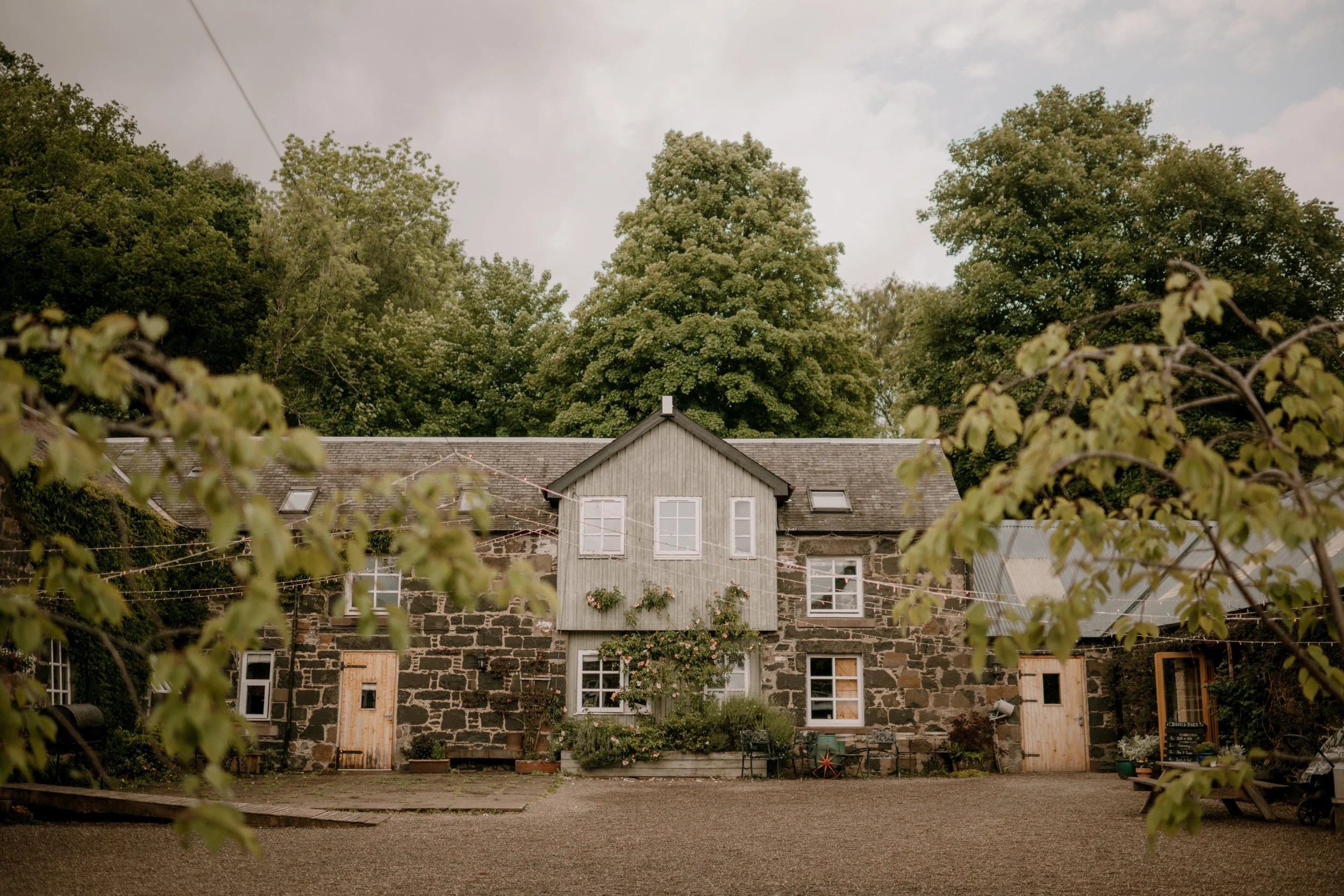 Sarah and James Wedding Day (7).jpg