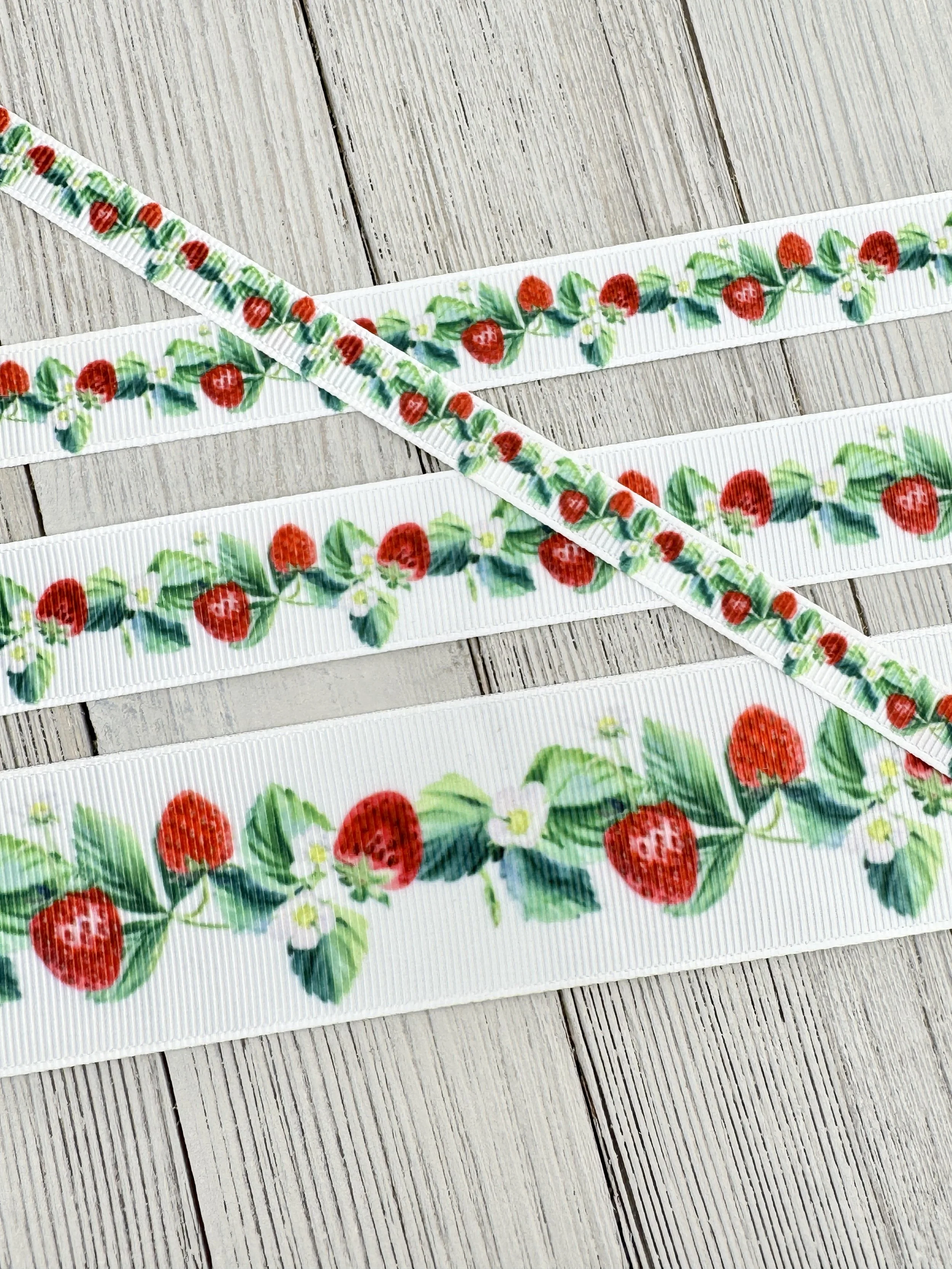 Strawberries & Leaves Grosgrain Printed Ribbon: 3/8", 5/8", 7/8", 1.5", Bow, Collar, Wreath, Wrap, Tag