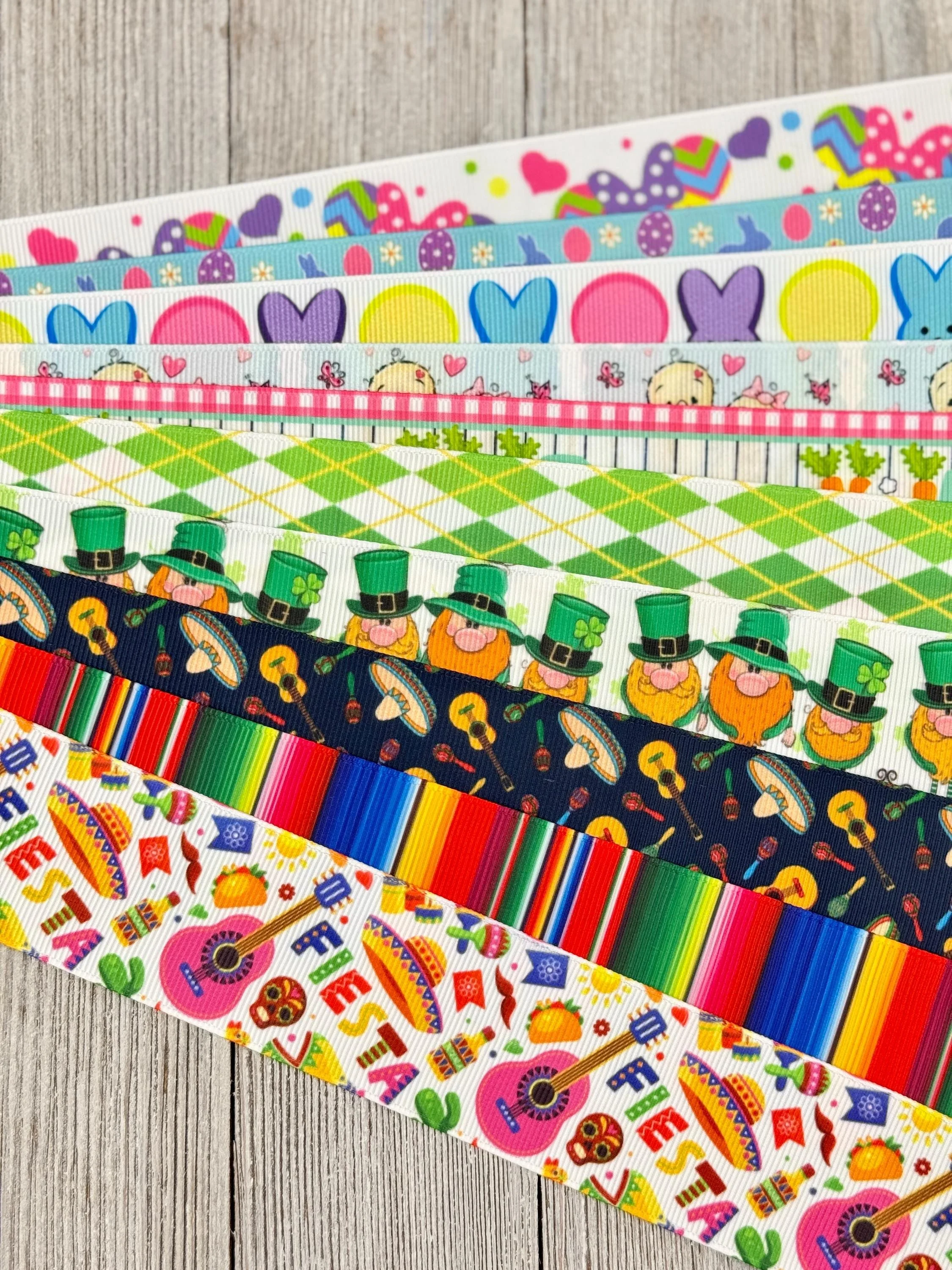 Get Exactly What You See! 10 x 1-Yard Cuts Grosgrain Printed Ribbon: 1.5” Seasonal Holiday Mix Bundle