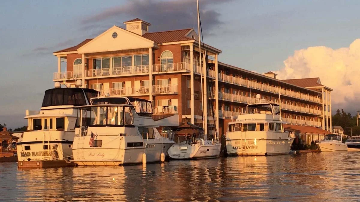 ALEXANDRIA BAY, NY ⬩ HOTEL ⬩ CASH OUT REFI ⬩ LOAN AMOUNT: $5,000,000