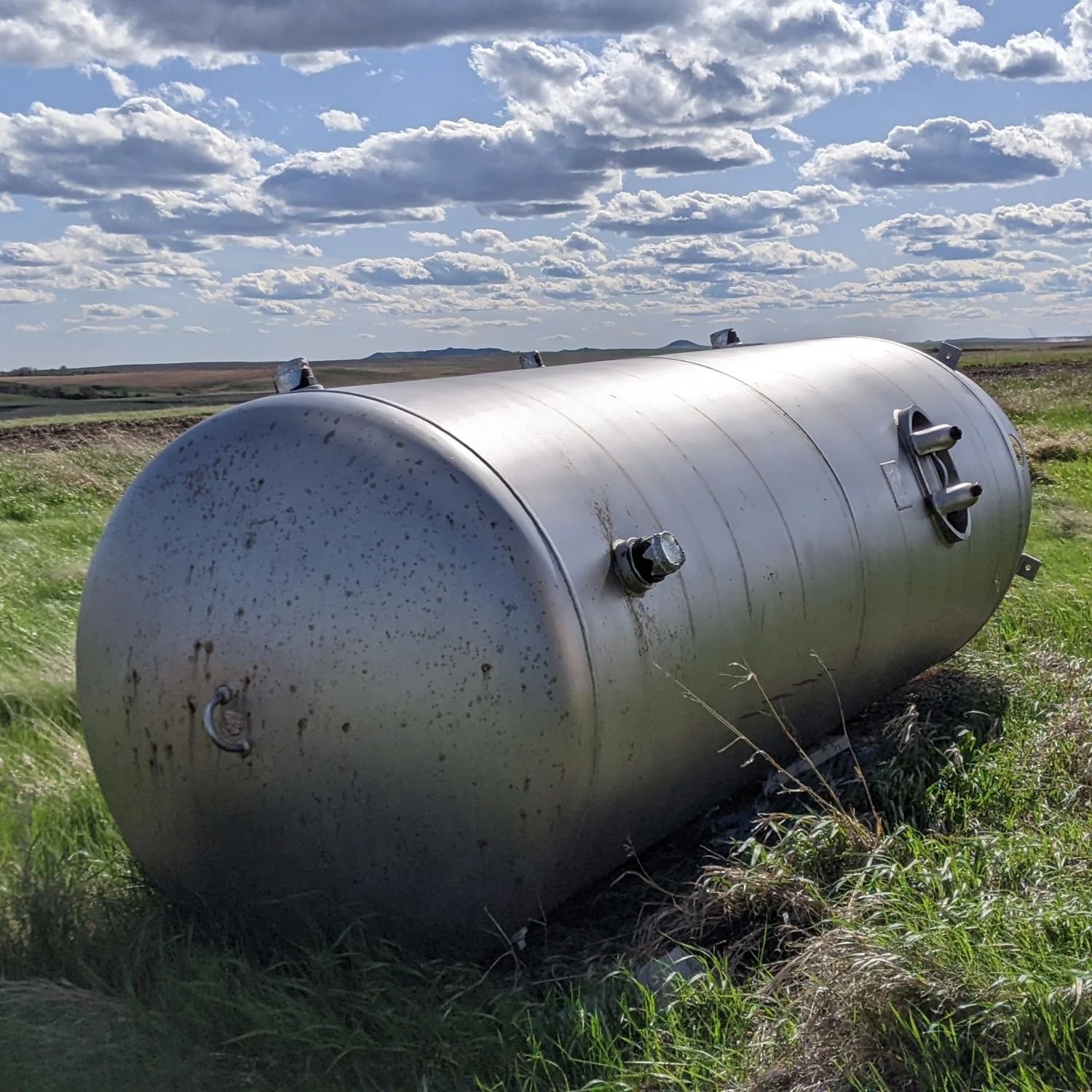 Hanson 1020 Gallon Stainless Steel Vertical Air Receiver Tank