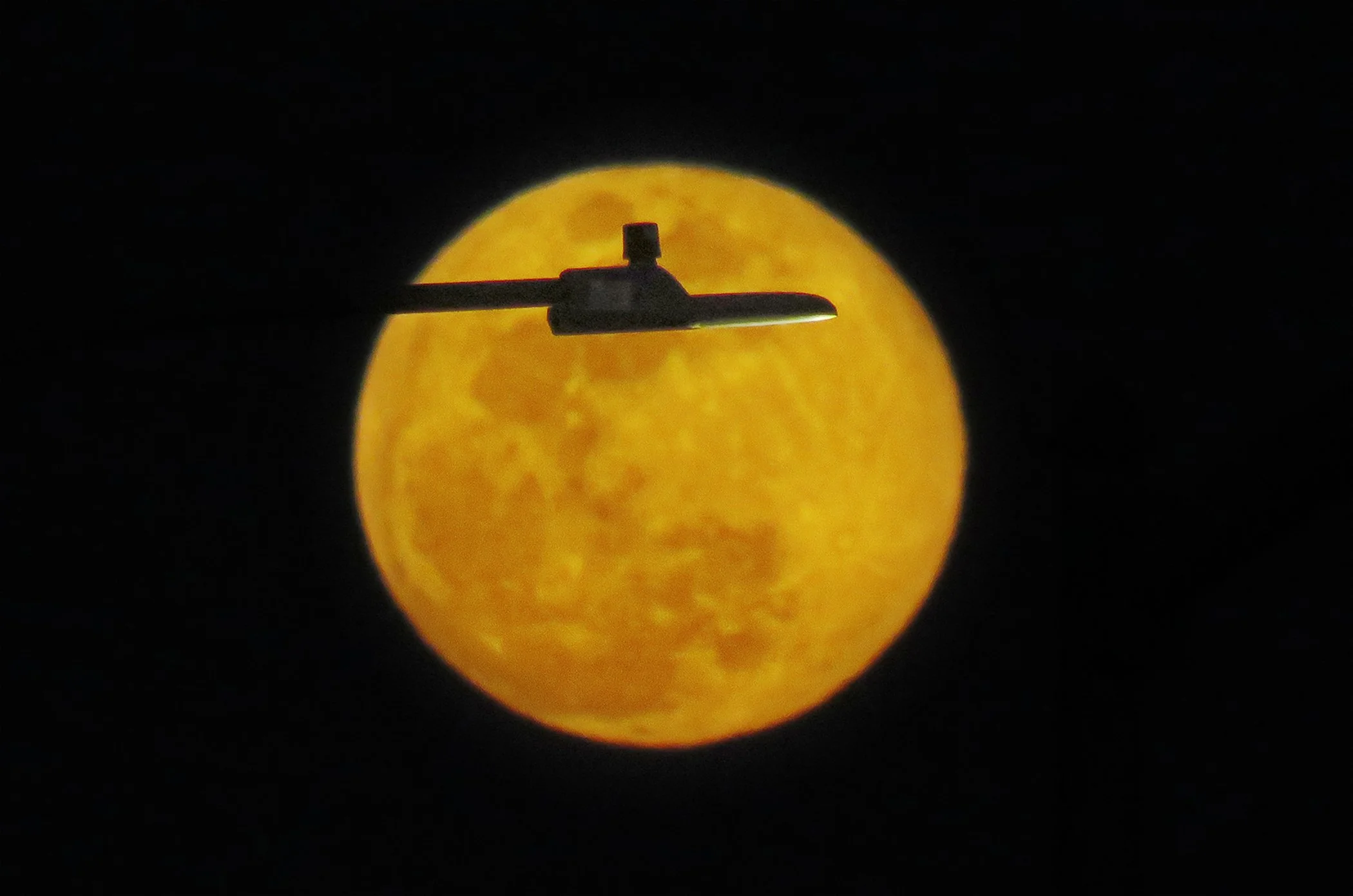 Zen Moon_3991 copy.jpg