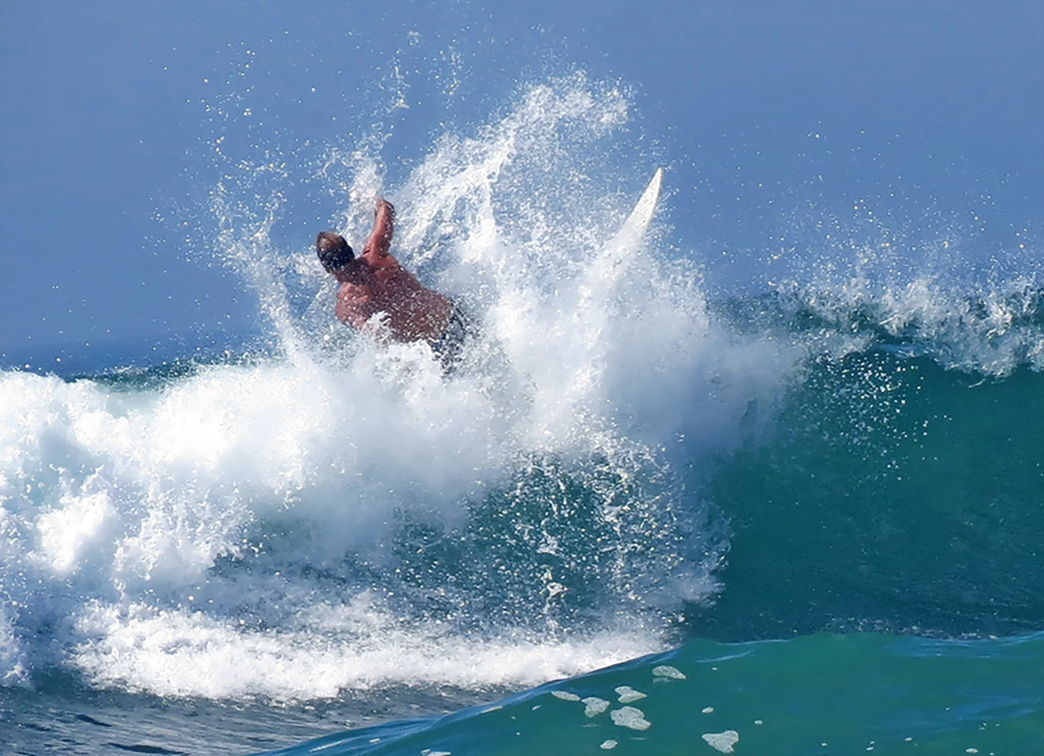 Surfer_1252 copy 3.jpg