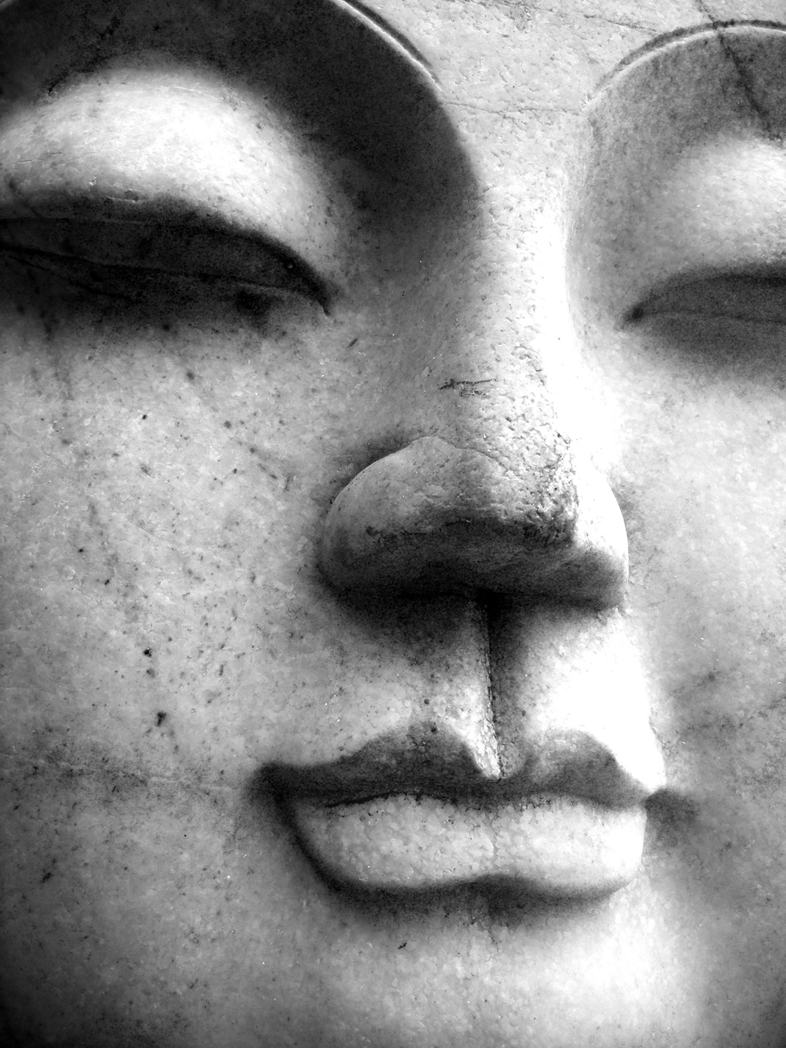 Buddha 2136 BW copy.jpg