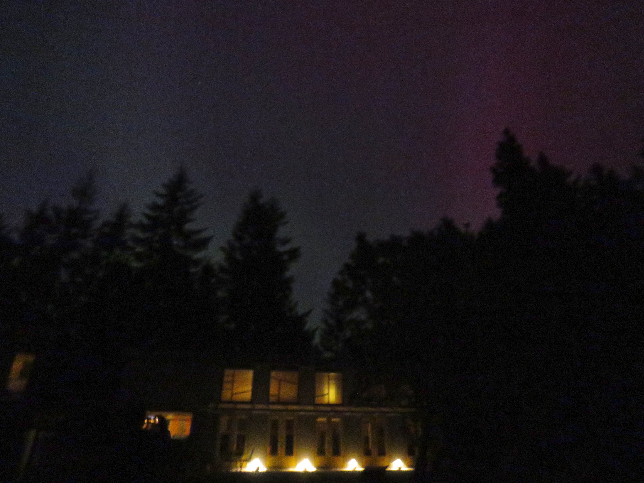 Aurora_2849 copy.jpg