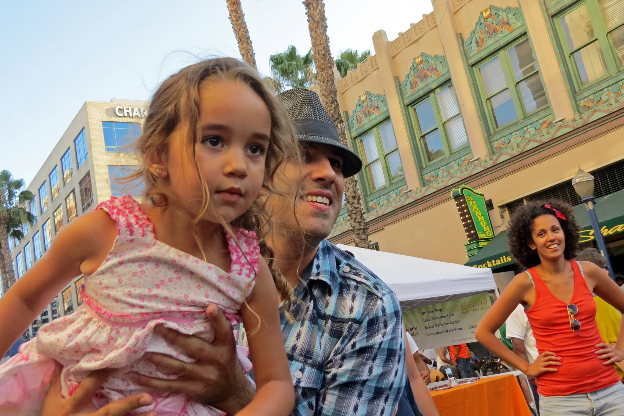 Girl w Dad_7155.jpg